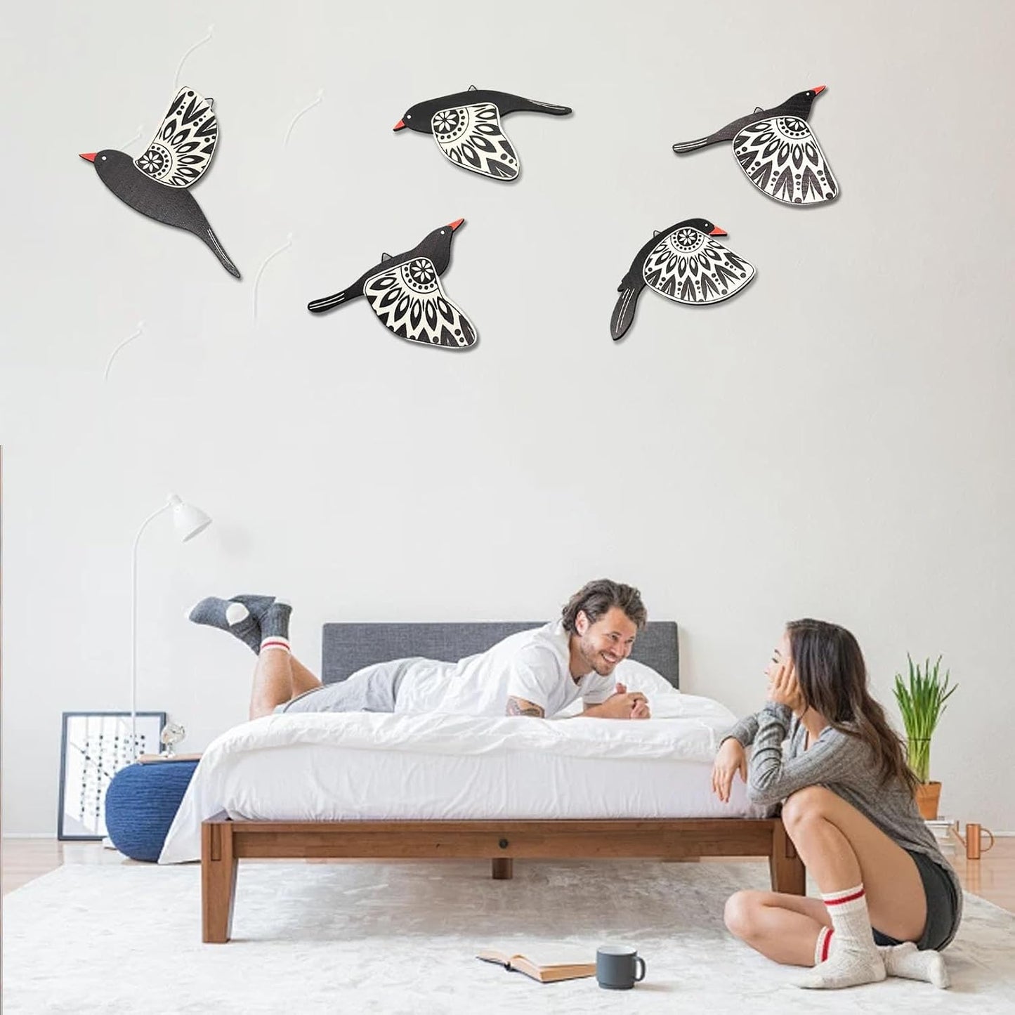 EMINGSKY 5 Pcs Wooden Bird Wall Art Wood Flying Birds Wall Decor Boho Rustic Folk Art Home Decor for Gift Living Room Bedroom Kitchen Office(Black) BST326H