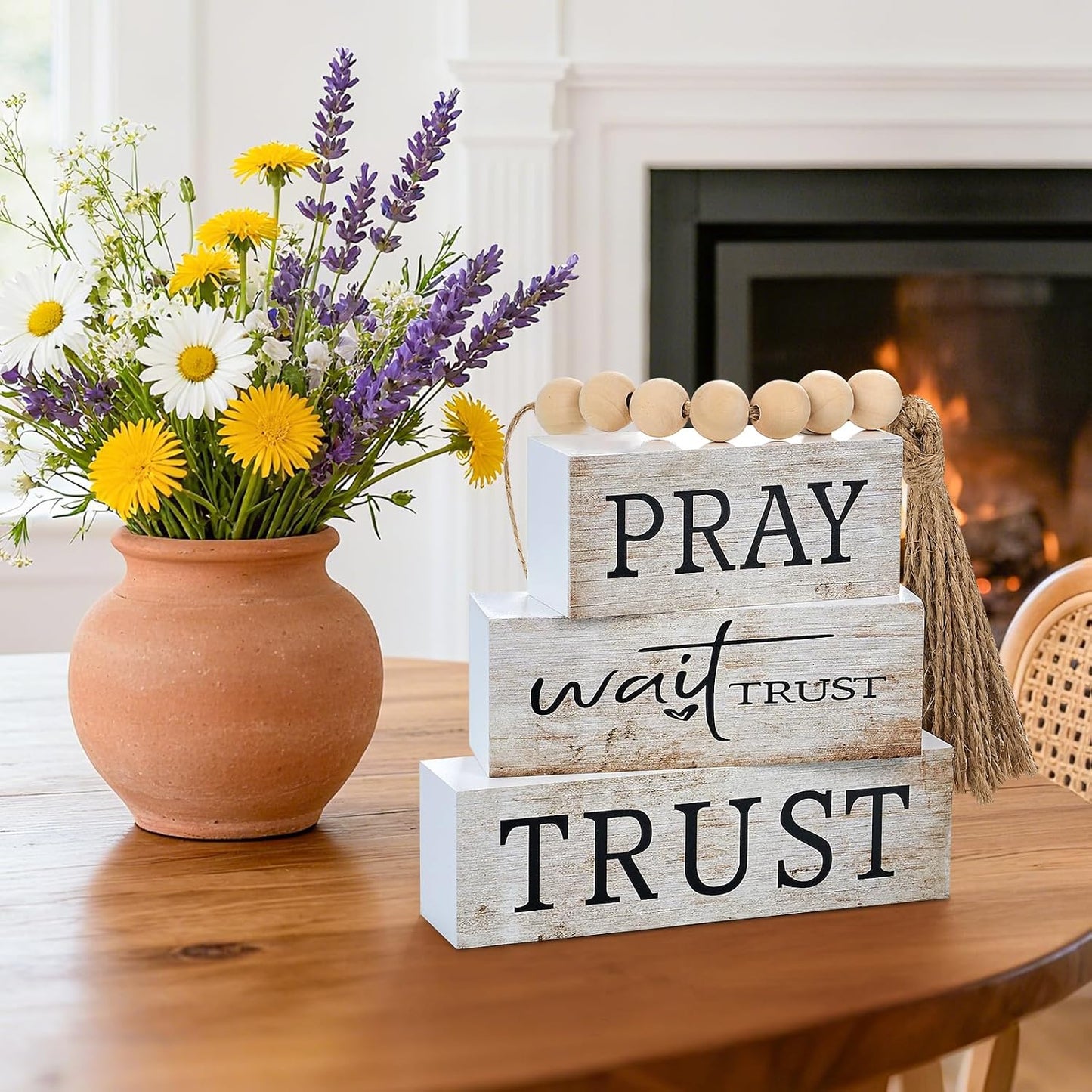 4 Pcs Pray Wait Trust Wooden Blocks Set, Christian Tabletop Decor with Bead Garland, Bible Verse Desk Centerpiece, Farmhouse Religious Wood Signs for Home Shelf, Office, Prayer Space BST220
