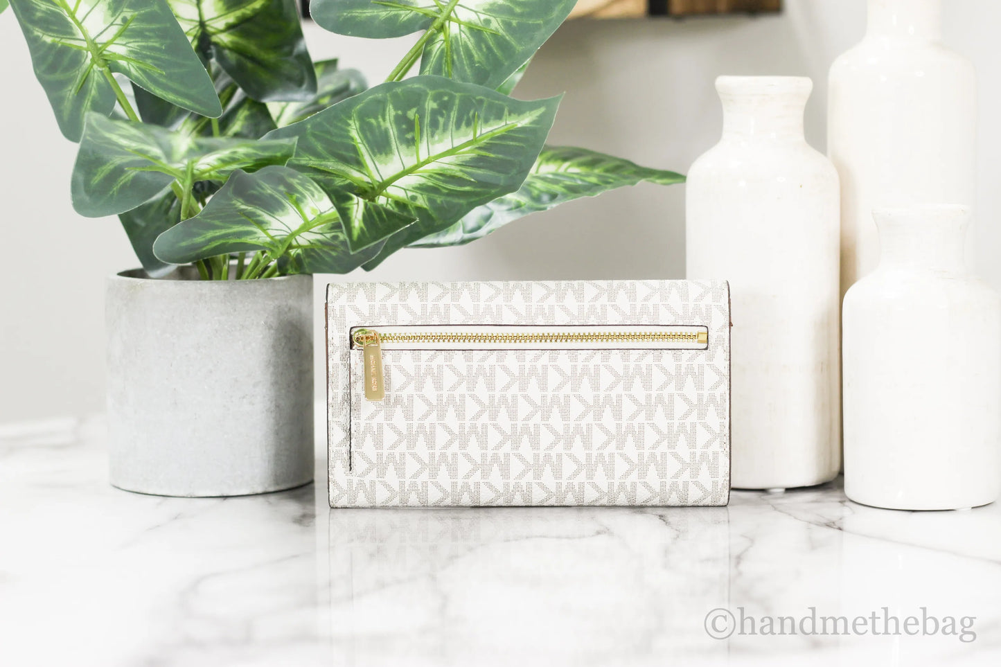 Michael Kors Jet Set Travel Vanilla Signature Trifold Wallet Clutch
