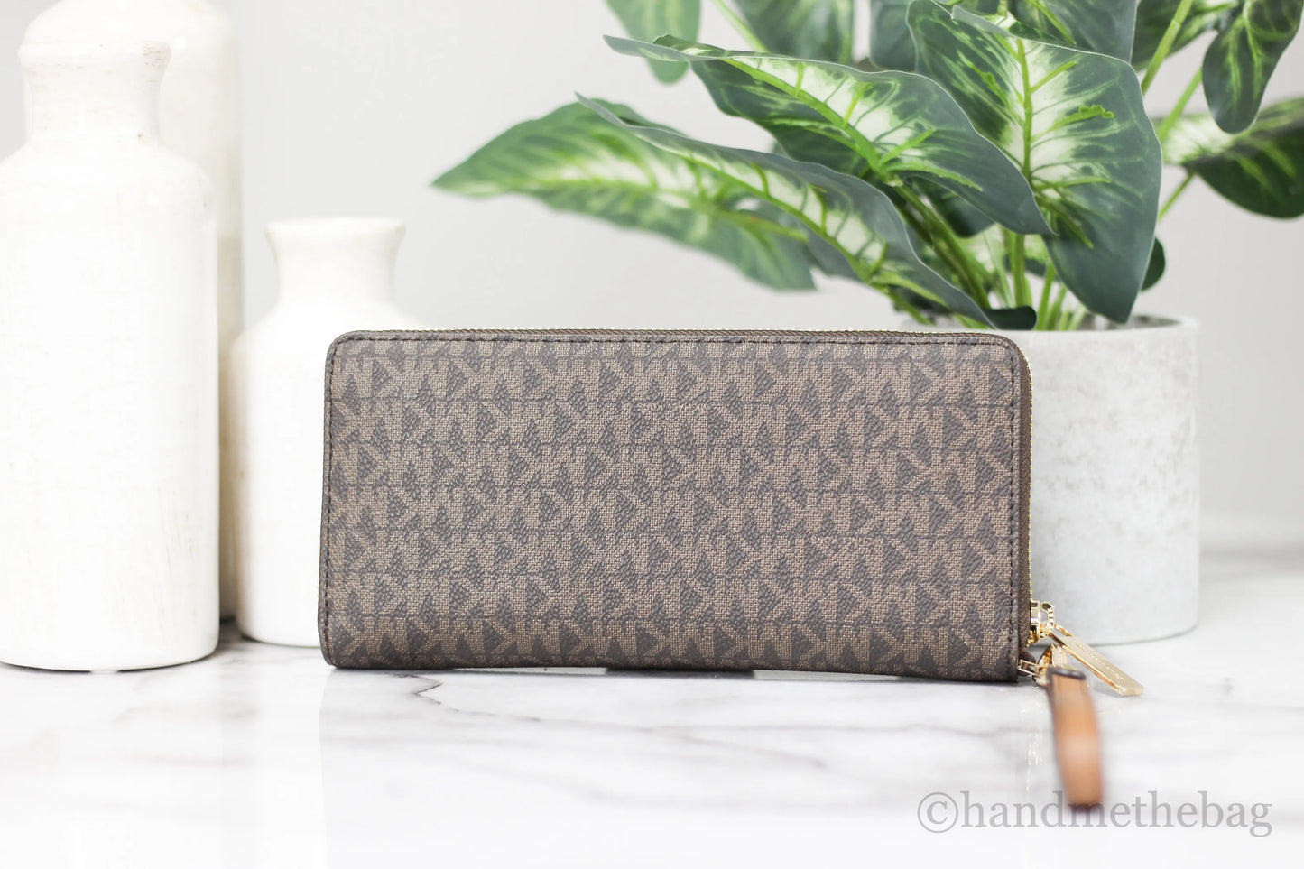 Michael Kors Jet Set Signature Continental Wallet