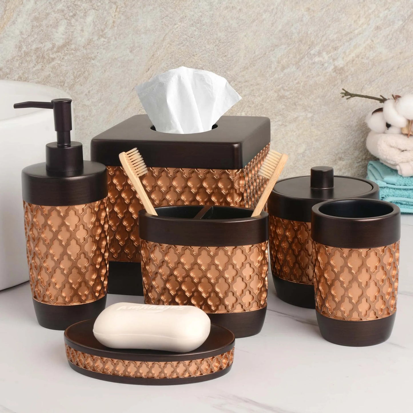 Elegant Bathroom Accessories  3