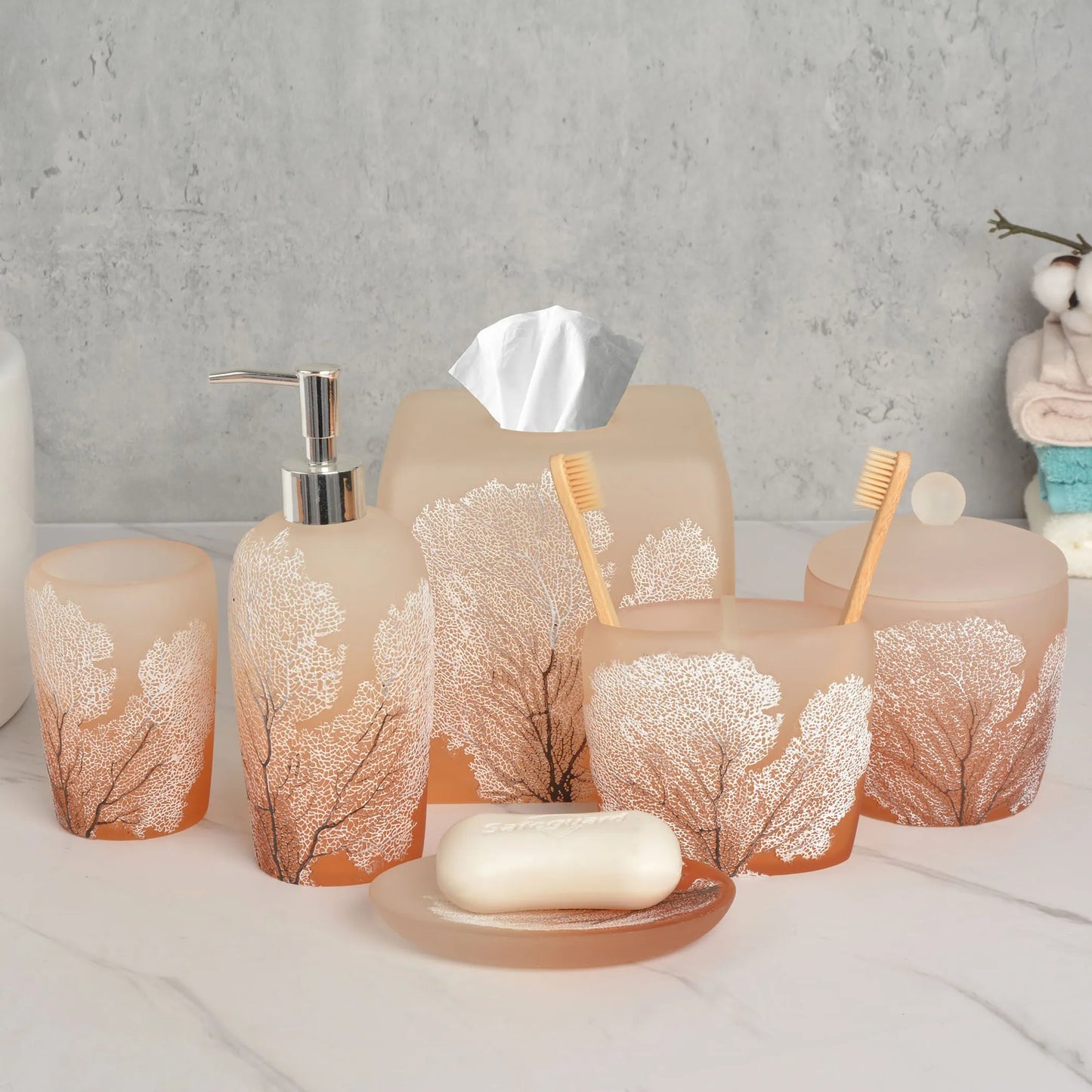 Elegant Bathroom Accessories  3