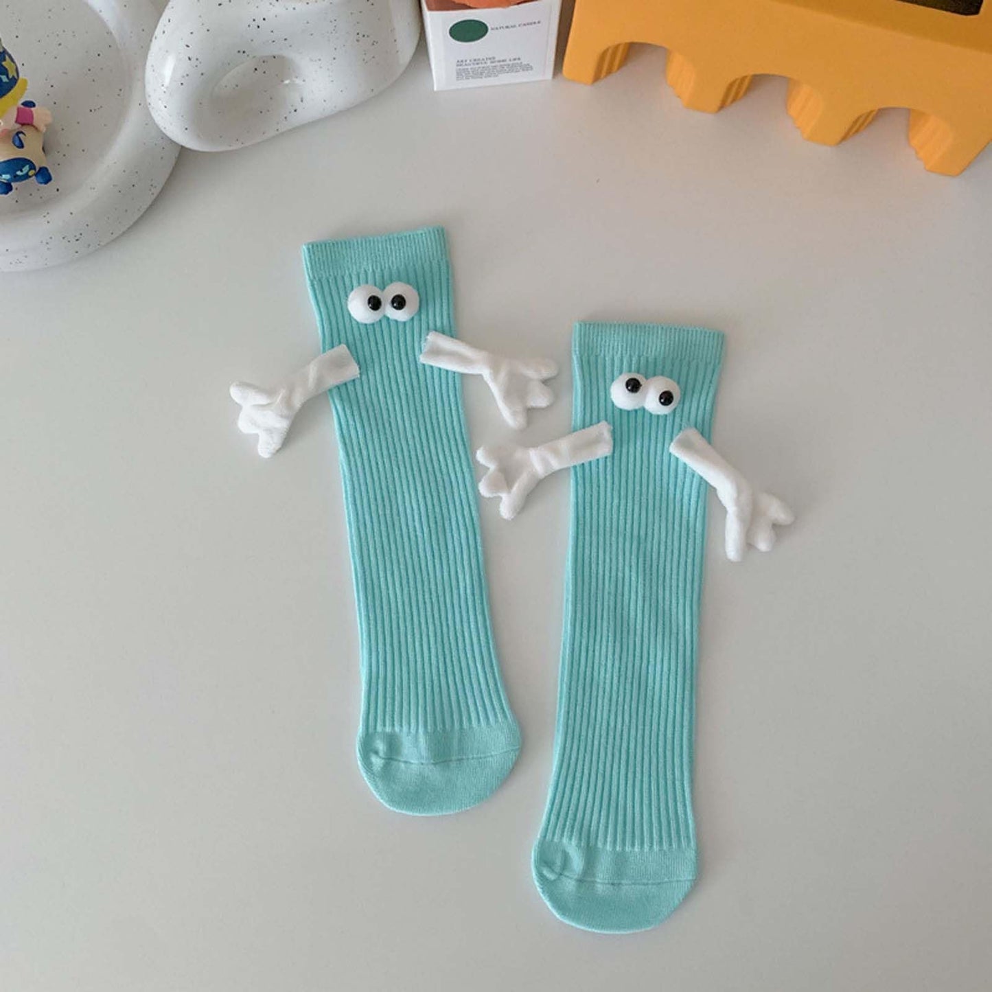 ARTSIM Magnetic Hand Holding Socks for Couple Friends Kids - 3D Doll Mid-Tube Cute Novelty Xmas Socks BST326H