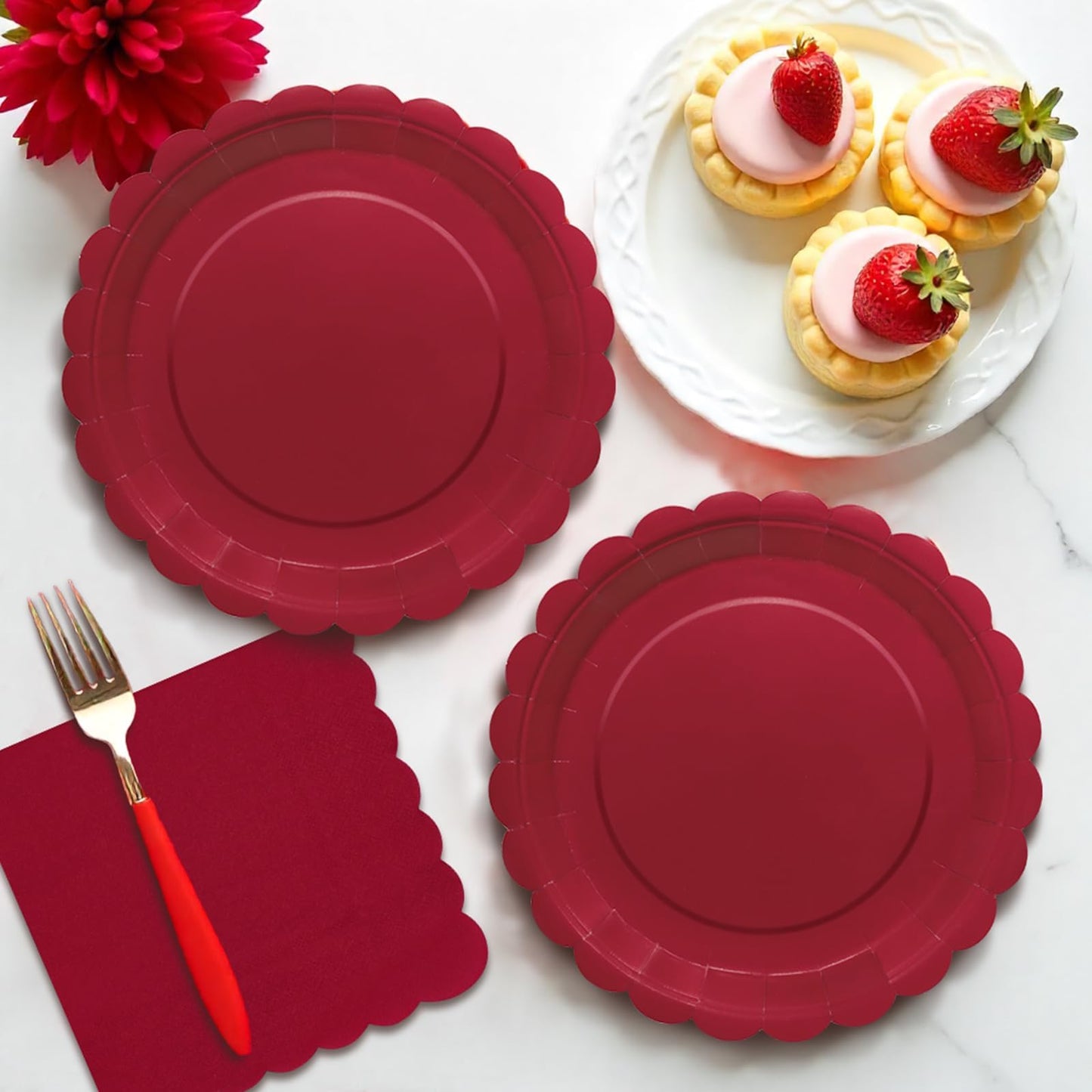 100 Pcs White Paper Plates and Napkins, 50 Pcs Guest White Party Supplies Including Scalloped Plates and Napkins for Independence Day Weddings, Parties BST326L