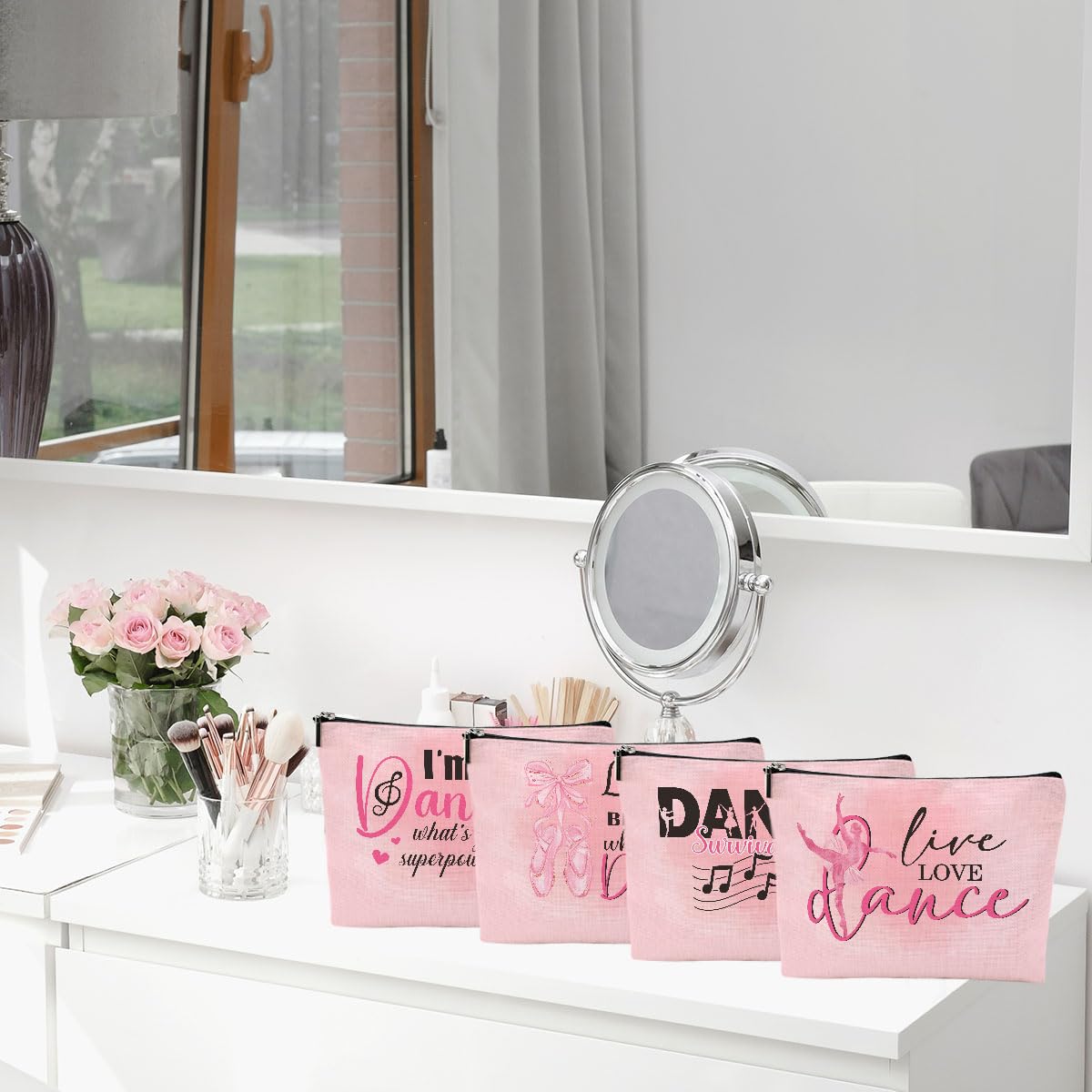 Funny Cat Gifts Makeup Bag Cat Gifts for Girls Cats Lover Cosmetic Bag | Cat Mom Gifts Cat Stuff Cosmetic Bag Toiletry Bag Zipper Pouch for Girls Female Sister Daughter Birthday Friendship BST202