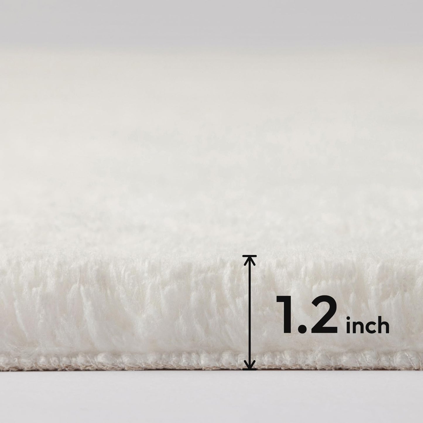 Ashler Faux Fur Rug, Ultra Soft Faux Rabbit Fur, Beige Area Rugs, 3 x 3 Feet Round, Machine Washable Nursery Decor Throw Rugs for Bedroom, Kids Room, Living Room BST326H