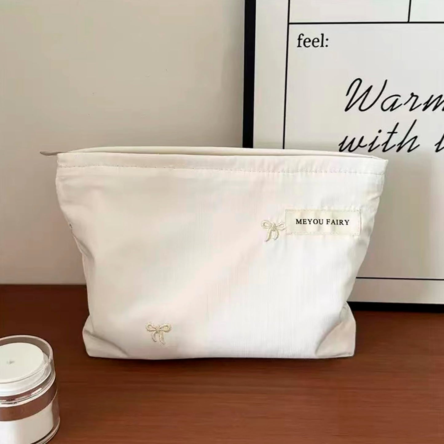 RSRSLEII Striped Makeup Bag for Women, White Cosmetic Bag with Bow, Travel Toiletry Cosmetic Bag with Zipper, Cute Women Aesthetic Organizer Storage Pouch, Girls Handbags Purses (06 White Stripe Bow) BST220