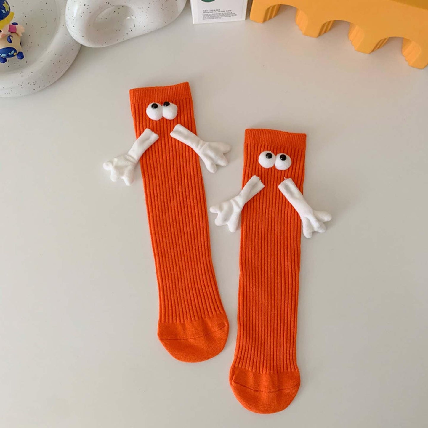 ARTSIM Magnetic Hand Holding Socks for Couple Friends Kids - 3D Doll Mid-Tube Cute Novelty Xmas Socks BST326H