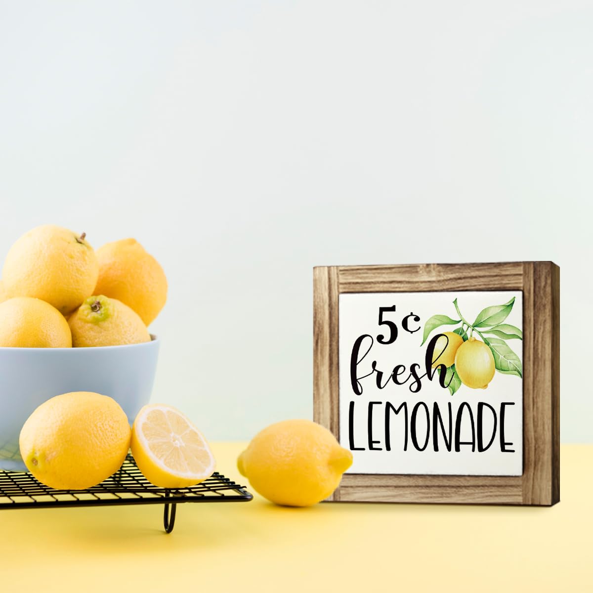 Inspirational Decor Signs, Lemon Summer Decoration, Positive Home Bar Decors, Rustic Kitchen Decors for Shelf, Wood Box Sign Desk Decor, When Life Gives You Lemons Make Lemonade Sign 5.9×5.9inches BST220