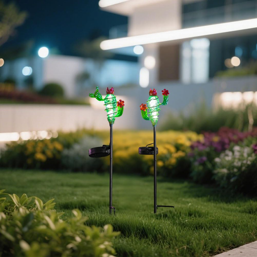 Viveta Garden Solar Lights Decorative, 2 Pack Metal Peacock Solar Lights Stake for Outdoor Garden Patio Yard Lawn Decorations