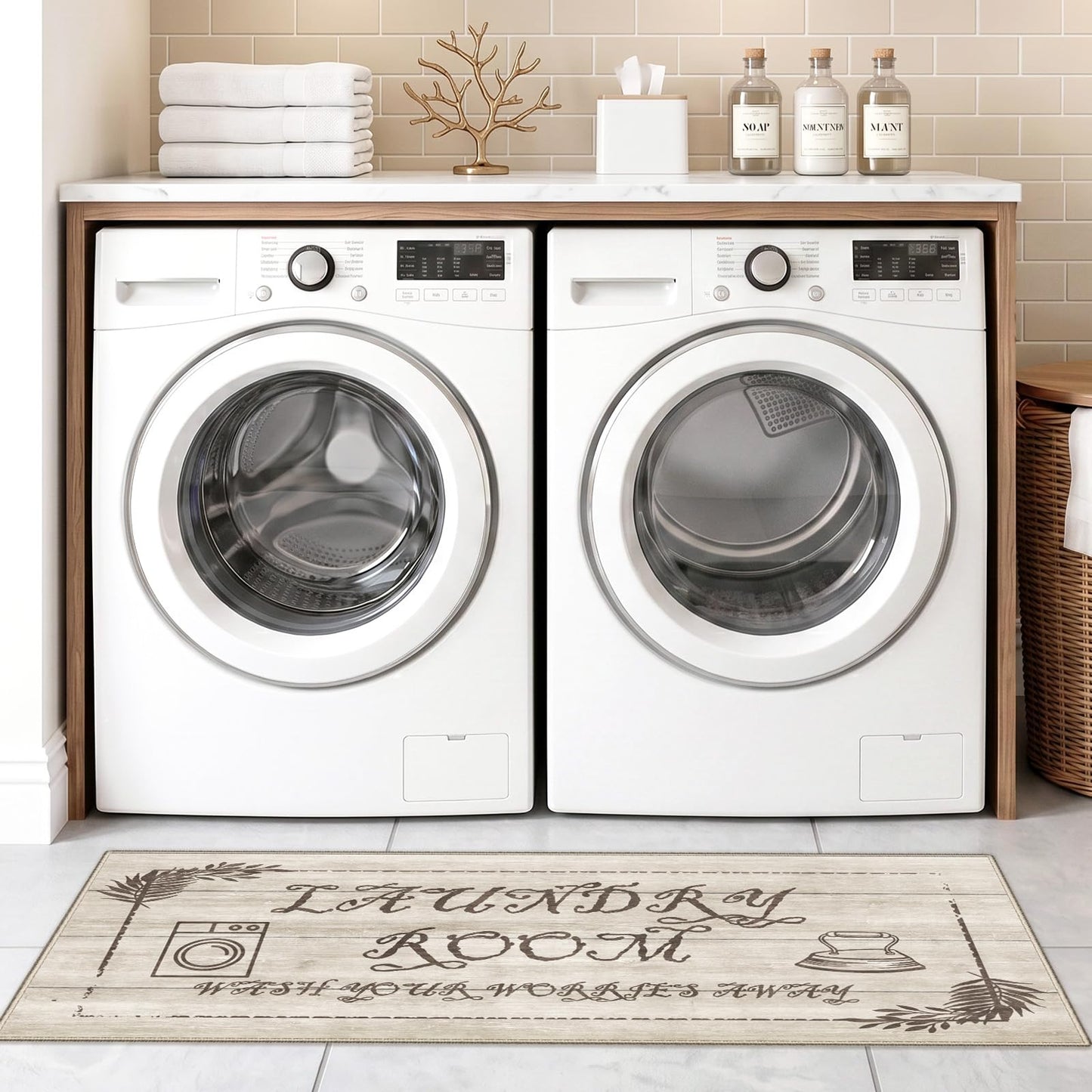 TOPRUUG 2x8 Kitchen Runner Rug: Non-Slip Kitchen Rugs Stain Resistant Kitchen Mats for Floor Low-Pile Carpet for Sink Soft Kitchen Runners Non Skid Washable 8 ft Mat Home Decor 2'x8' Beige BST202