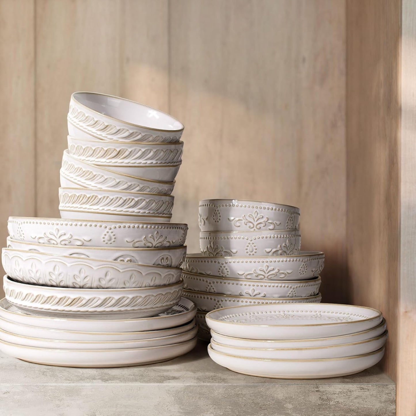 Artena Pasta Bowls, 50oz Large Salad Serving Bowls, 9.75'' Plates Bowls Set of 4, Big White Ceramic Soup Bowls for Kitchen, Embossment Shallow Dinner Bowl, Microwave Dishwasher Safe, Willow Leaf BST326H