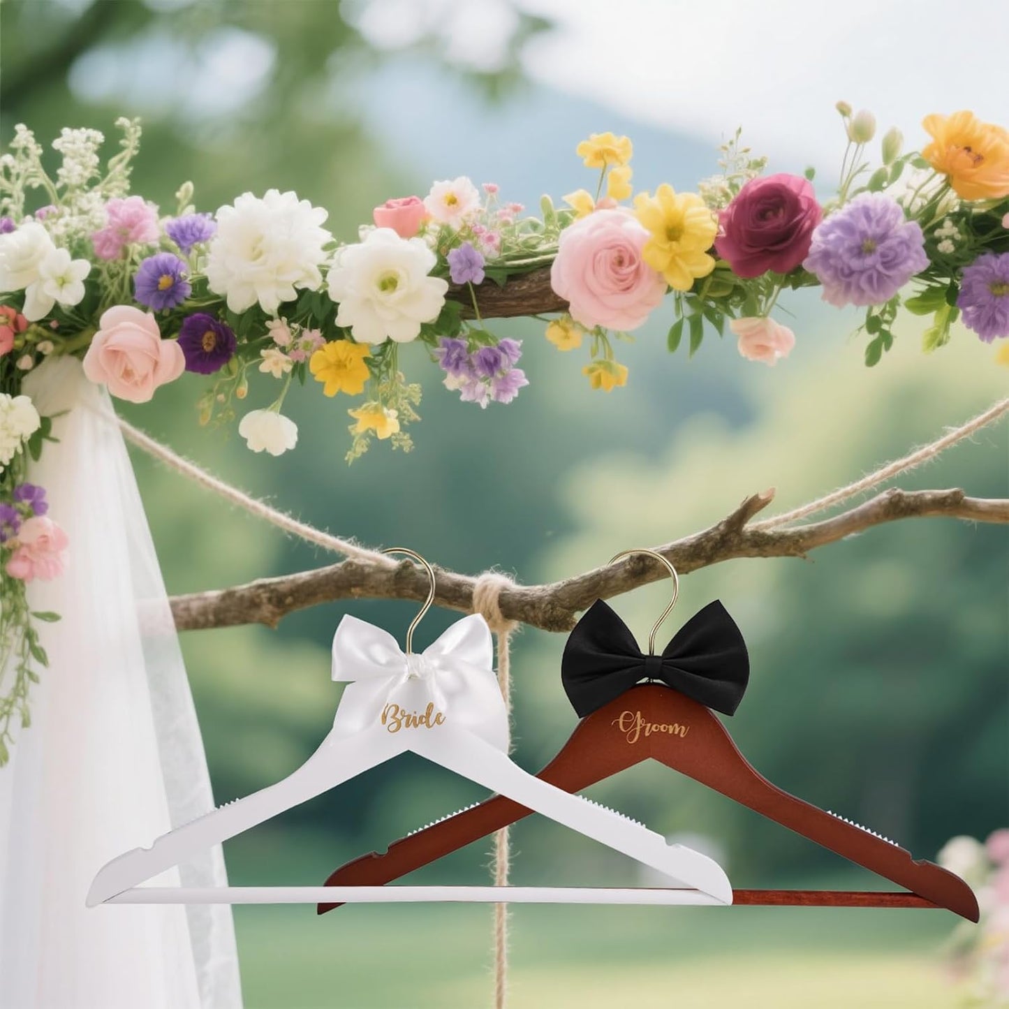 2pcs Bride and Groom Wedding Hangers, Wooden Elegant Bridal Dress Hanger with Bow & Bow Tie Wedding Dress Accessory for Bridal Party & Shower Supplies BST326H