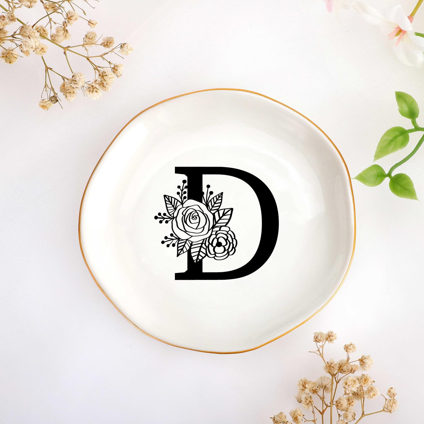 JoycuFF Initial B Ceramic Jewelry Tray, Bridesmaid Bride Gifts, Mothers Day Christmas Anniversary Engagement Birthday Gifts for Women Couples, Trinket Dish for Rings Earrings Necklaces Bracelets Keys BST202