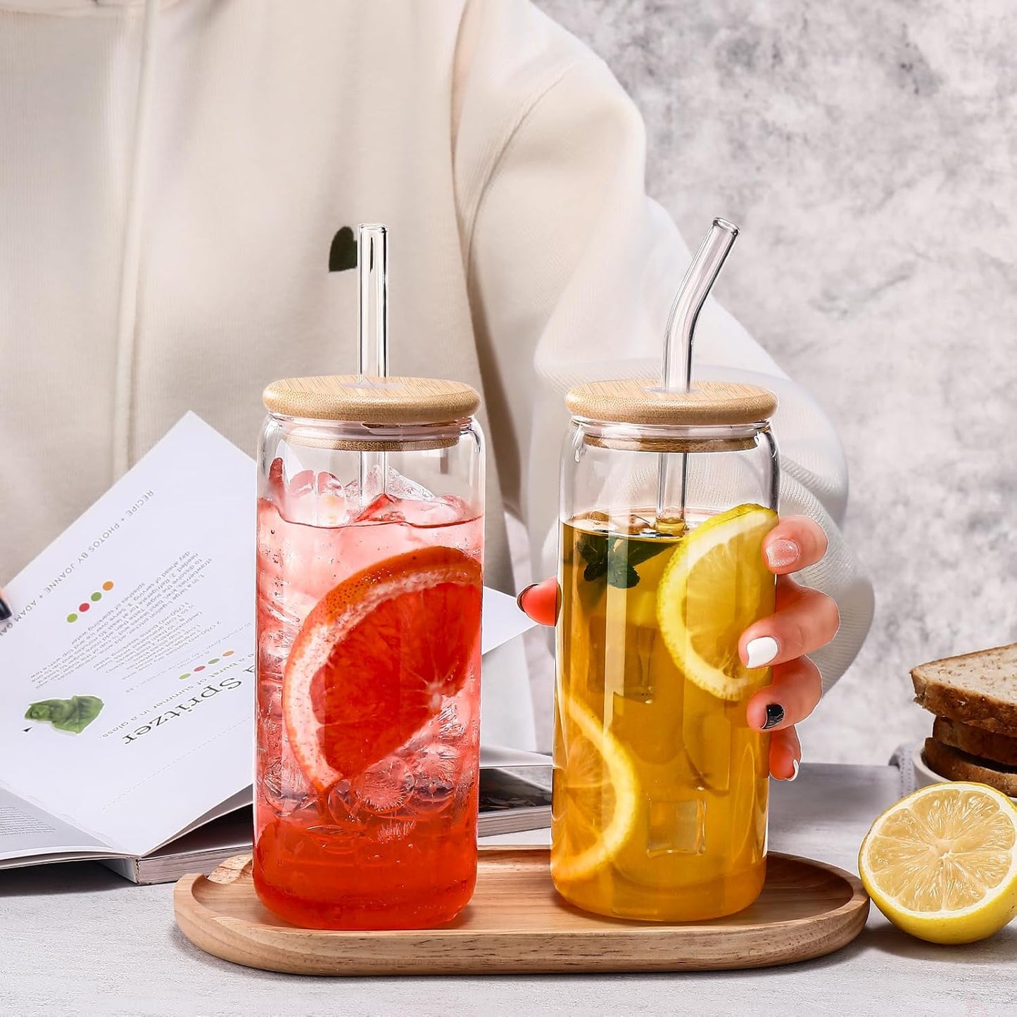 DWTS DANWEITESI Glass Cups “20oz”,Glass Cups with Lids and Straws 4 pcs-Coffee Cups,Drinking Glasses Set,Glass Tumbler with Straw and Lid Gift 2 Cleaning Brushes 600ml BST202