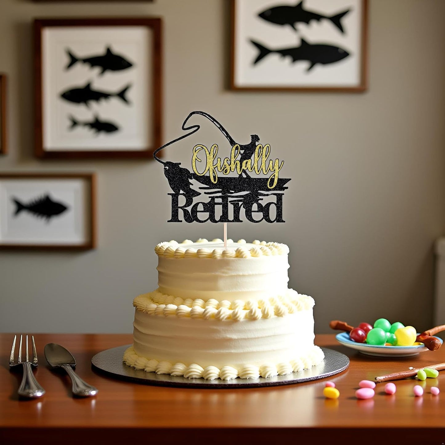 Sleyberoy ‌Officially Retired Cake Topper - Fishing Cake Topper, Gone Fishing Fisherman Themed Retirement Party Supplies WN420