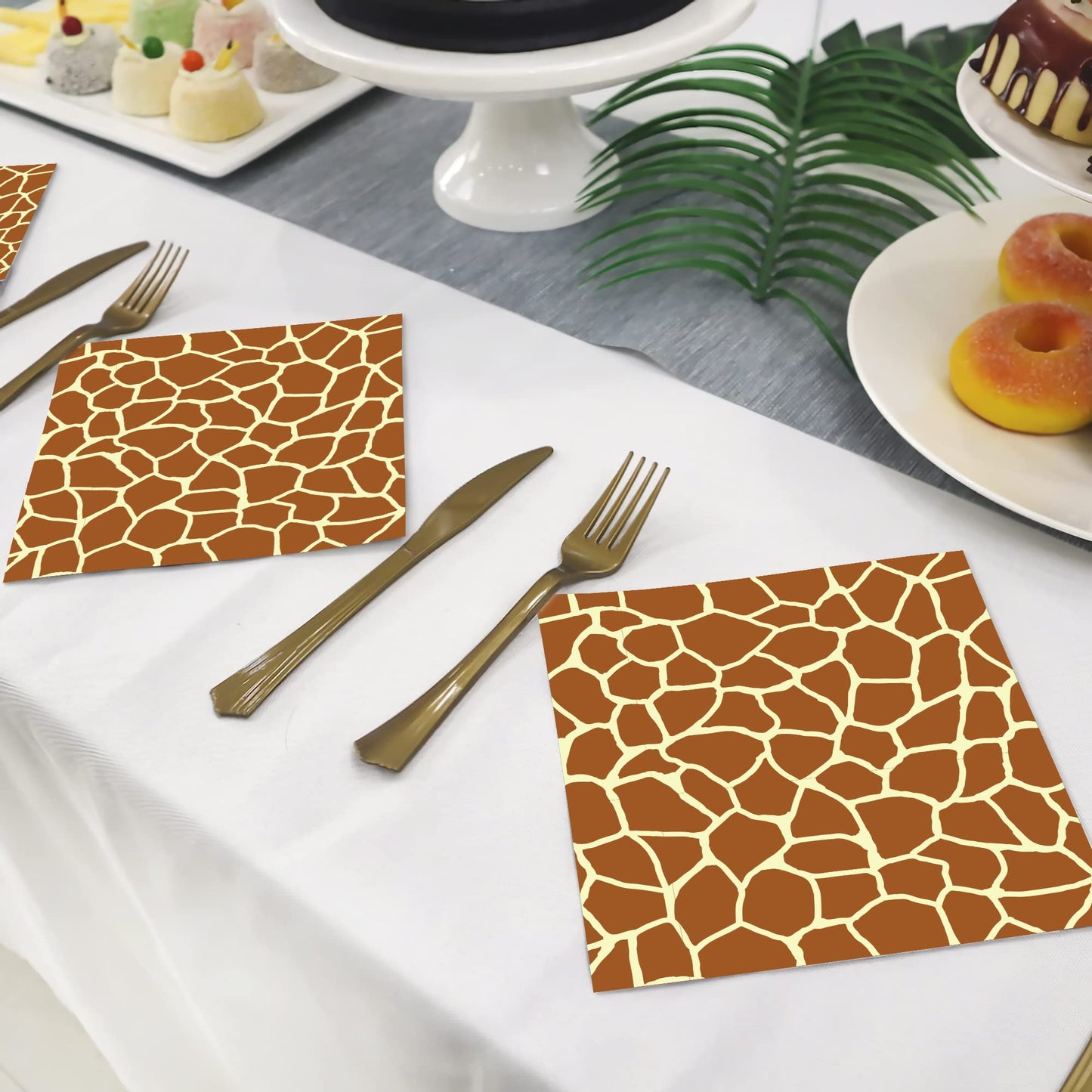40pcs Animal Leopard Print Party Napkins Disposable Jungle Animal Print Tableware Dinner Napkin for Safari Leopard Themed Birthday Baby Shower Party Supplies BST220