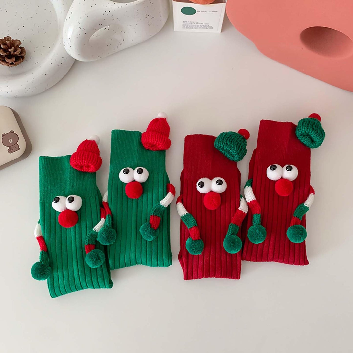 ARTSIM Magnetic Hand Holding Socks for Couple Friends Kids - 3D Doll Mid-Tube Cute Novelty Xmas Socks BST326H