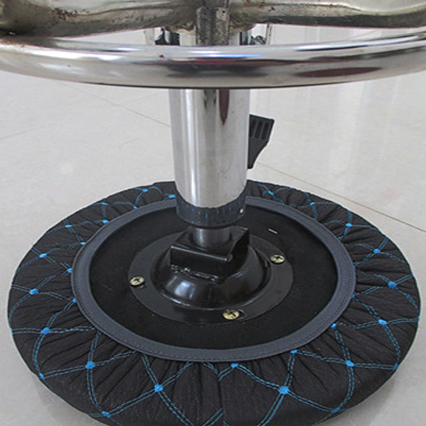 Bar Stool Cushion Round Rolling Stool Seat Cover Foam Padded Bar Stool Seat Cushions for Kitchen Island Bar Stools 13 Inch 14 Inch Metal Shop Stool Tattoo Salon Swivel Task Chair Spa Barstools BST326L
