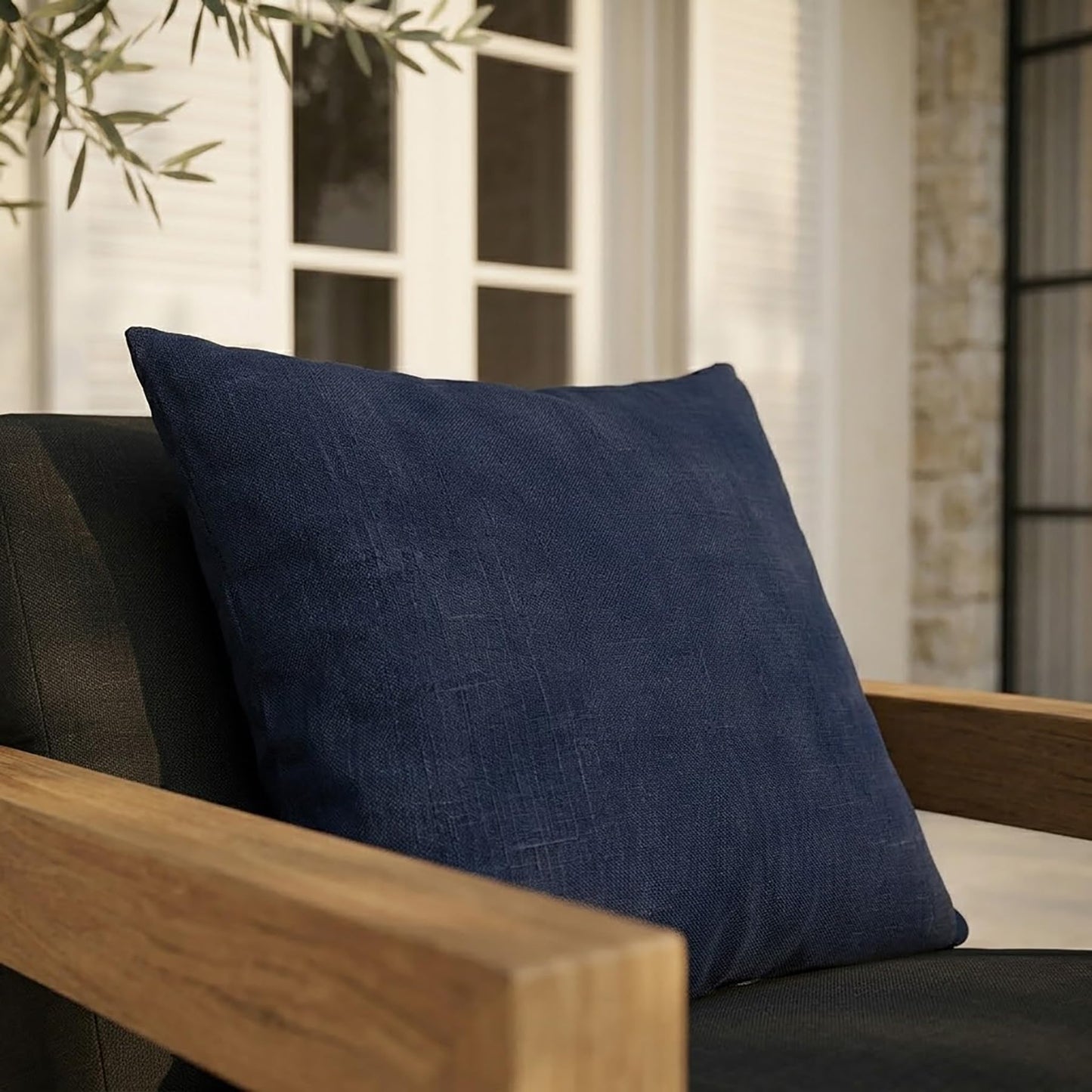 Solino Home 100% Pure Linen Pillow Cover Moss Green, Montauk 20 x 20 in | Cushion Sham a soft cushion cover for sofas, beds, benches and reading nooks | textured handwoven linen | OEKO-TEX Certified BST326SOLH