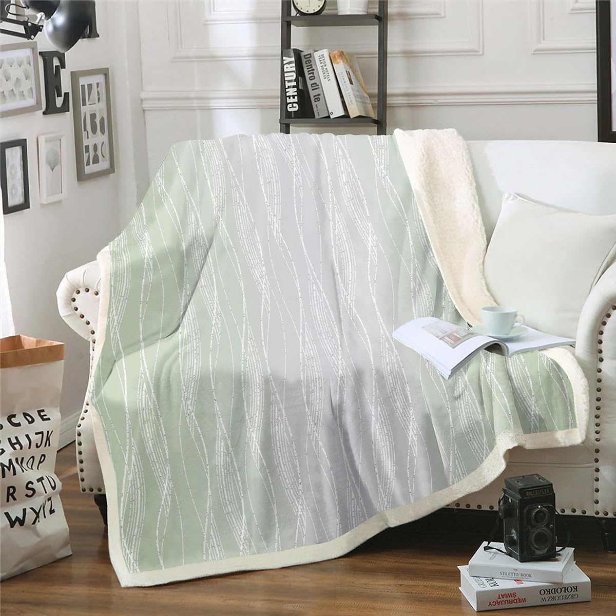 Erosebridal Boys Blue Red Throw Blanket 40"X50" Abstract Ombre Kids Fleece Bed Blanket Geometric Striped Sherpa Blanket Silver White Wavy Line Warm Fuzzy Blanket Soft Lightweight Bedroom Decor BST326H