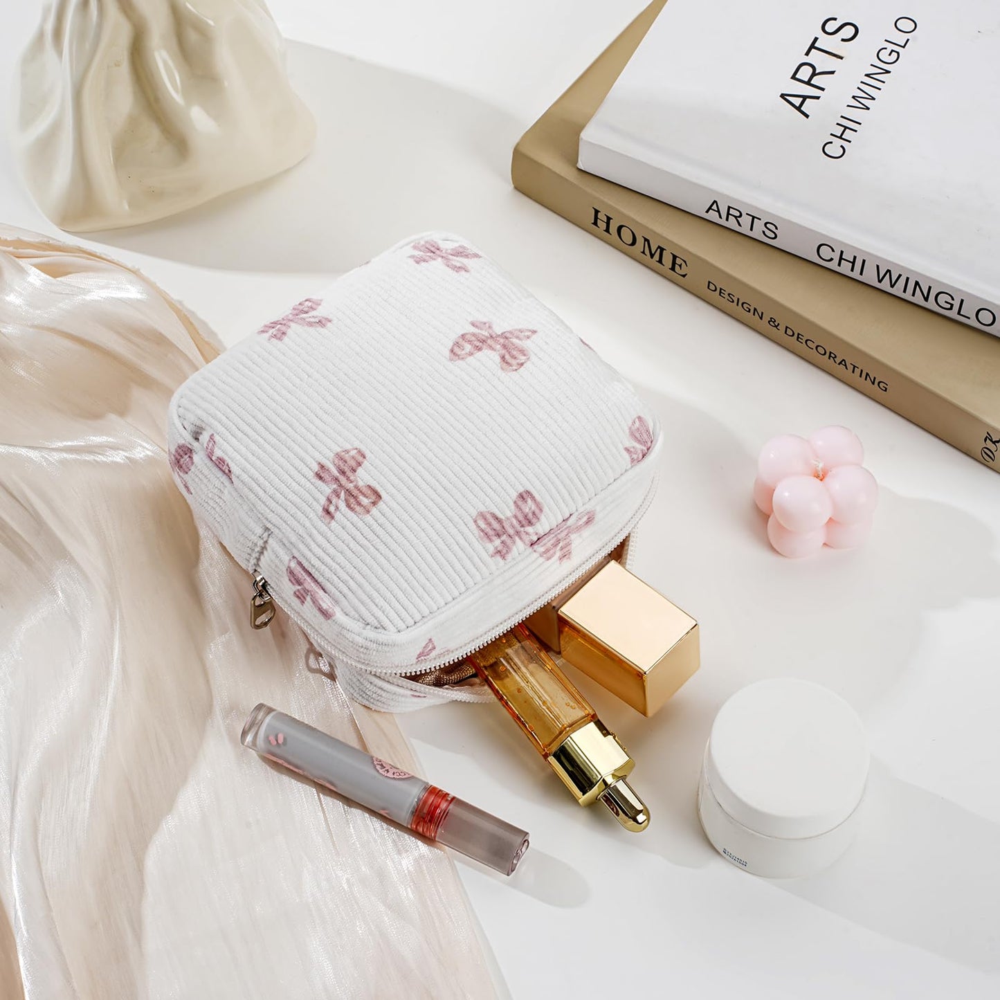 uekeboag Cute Small Corduroy Zipper Makeup Bag, Mini Coquette Aesthetic Pouch with Bear Pattern for for Purse,Key Pocket Lipstick Bag Card Holder Data Cable Organizer (12Hot Pink) BST220