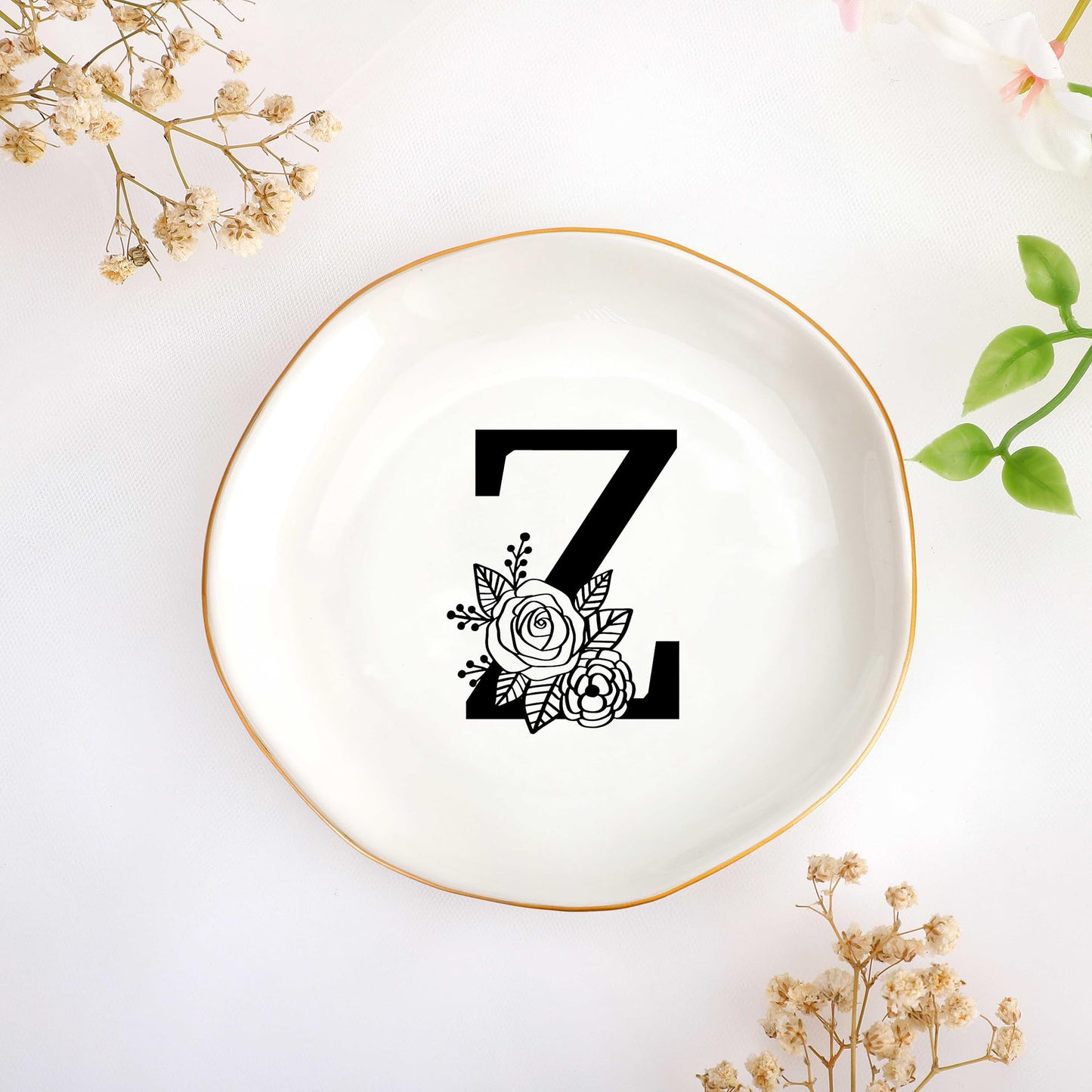 JoycuFF Initial B Ceramic Jewelry Tray, Bridesmaid Bride Gifts, Mothers Day Christmas Anniversary Engagement Birthday Gifts for Women Couples, Trinket Dish for Rings Earrings Necklaces Bracelets Keys BST202