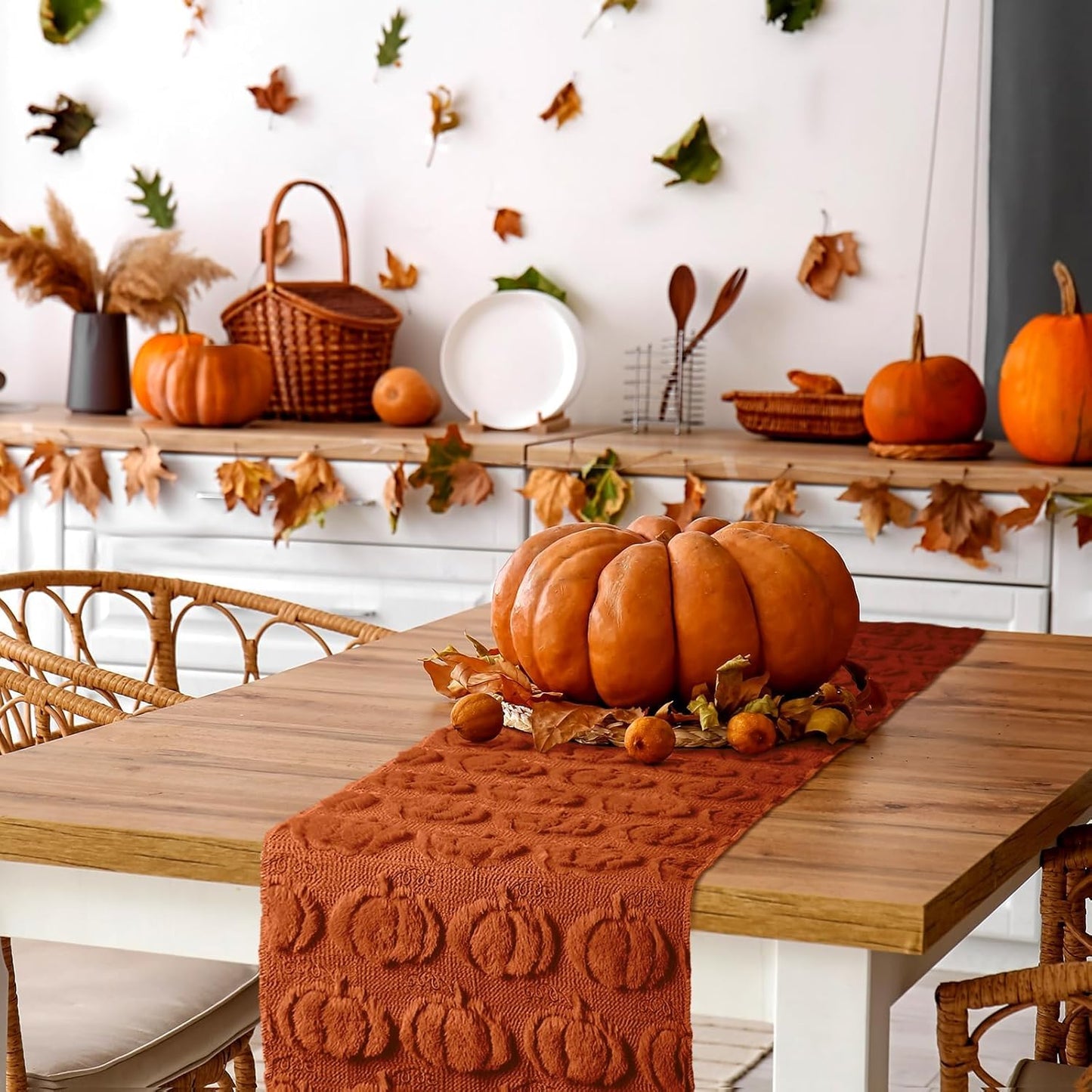 Halloween Pumpkin Table Runner Quilted Plush 3D Table Runners Fall Autumn Ivory Halloween Runners for Tables Kitchen Dining Decorations Party Supplies 13x37 Inch WN420