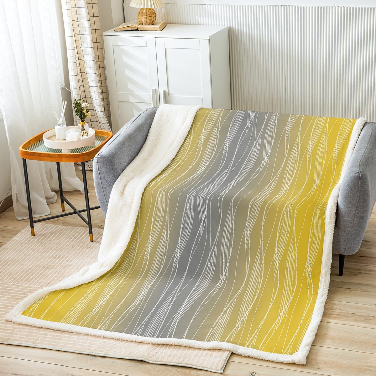 Erosebridal Boys Blue Red Throw Blanket 40"X50" Abstract Ombre Kids Fleece Bed Blanket Geometric Striped Sherpa Blanket Silver White Wavy Line Warm Fuzzy Blanket Soft Lightweight Bedroom Decor BST326H