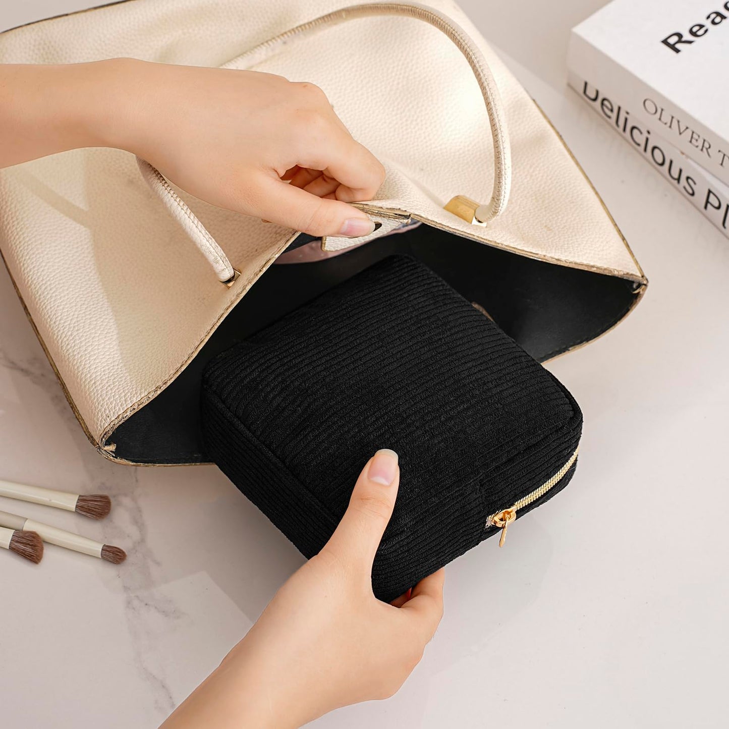 uekeboag Cute Small Corduroy Zipper Makeup Bag, Mini Coquette Aesthetic Pouch with Bear Pattern for for Purse,Key Pocket Lipstick Bag Card Holder Data Cable Organizer (12Hot Pink) BST220