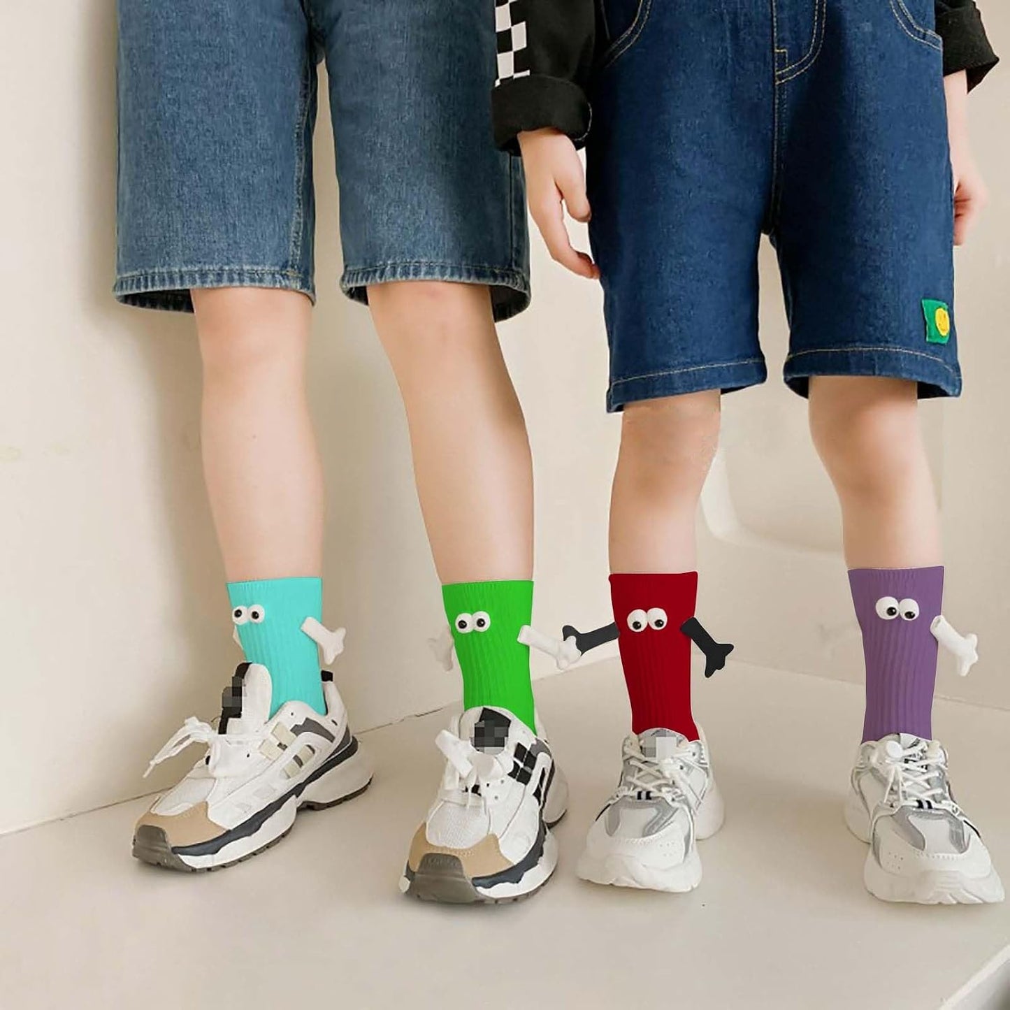 ARTSIM Magnetic Hand Holding Socks for Couple Friends Kids - 3D Doll Mid-Tube Cute Novelty Xmas Socks BST326H