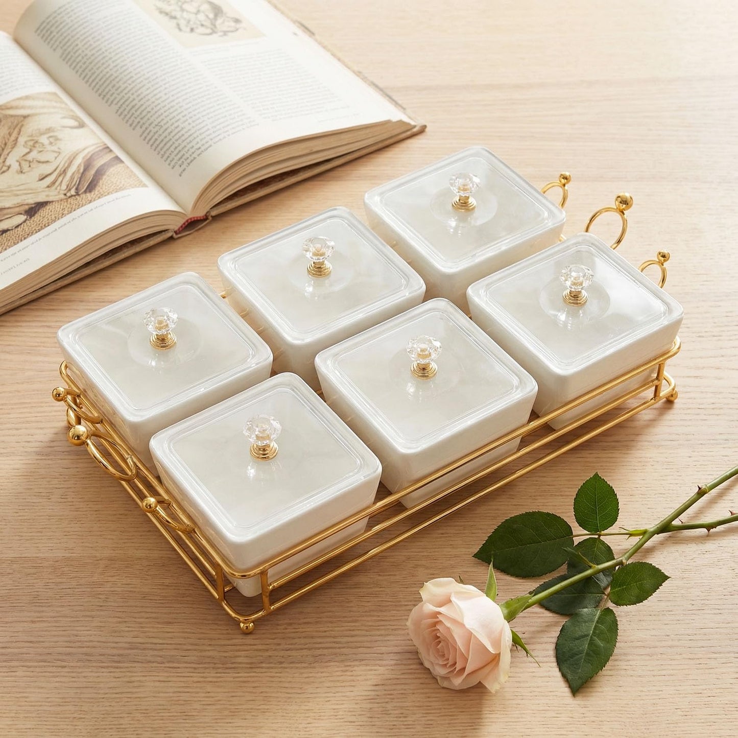 YA JU Ceramic Bowls and with Lid Gold Basket Trays, 4 Removable Small Bowls Condiment Trays Nut Serving Set for Snacks, Fruits, Candy and Condiments - Great for Parties, Holiday Gifts,White BST202