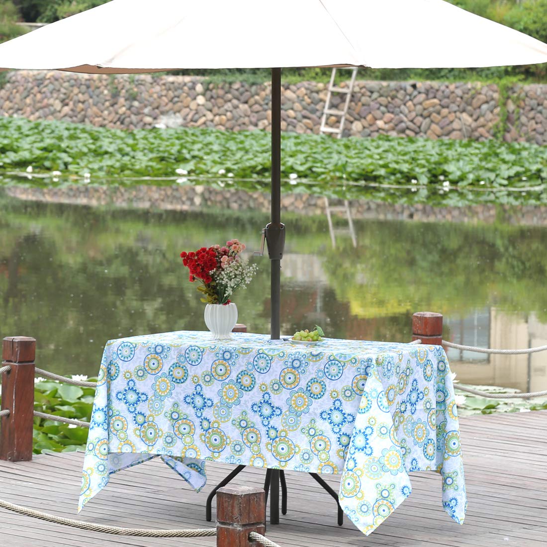 Eternal Beauty 52” Round Tablecloth Waterproof Outdoor Tablecloth with Umbrella Hole Zipper for Spring Summer Patio Picnic Tables (Tropical Palm Leaf) BST326H