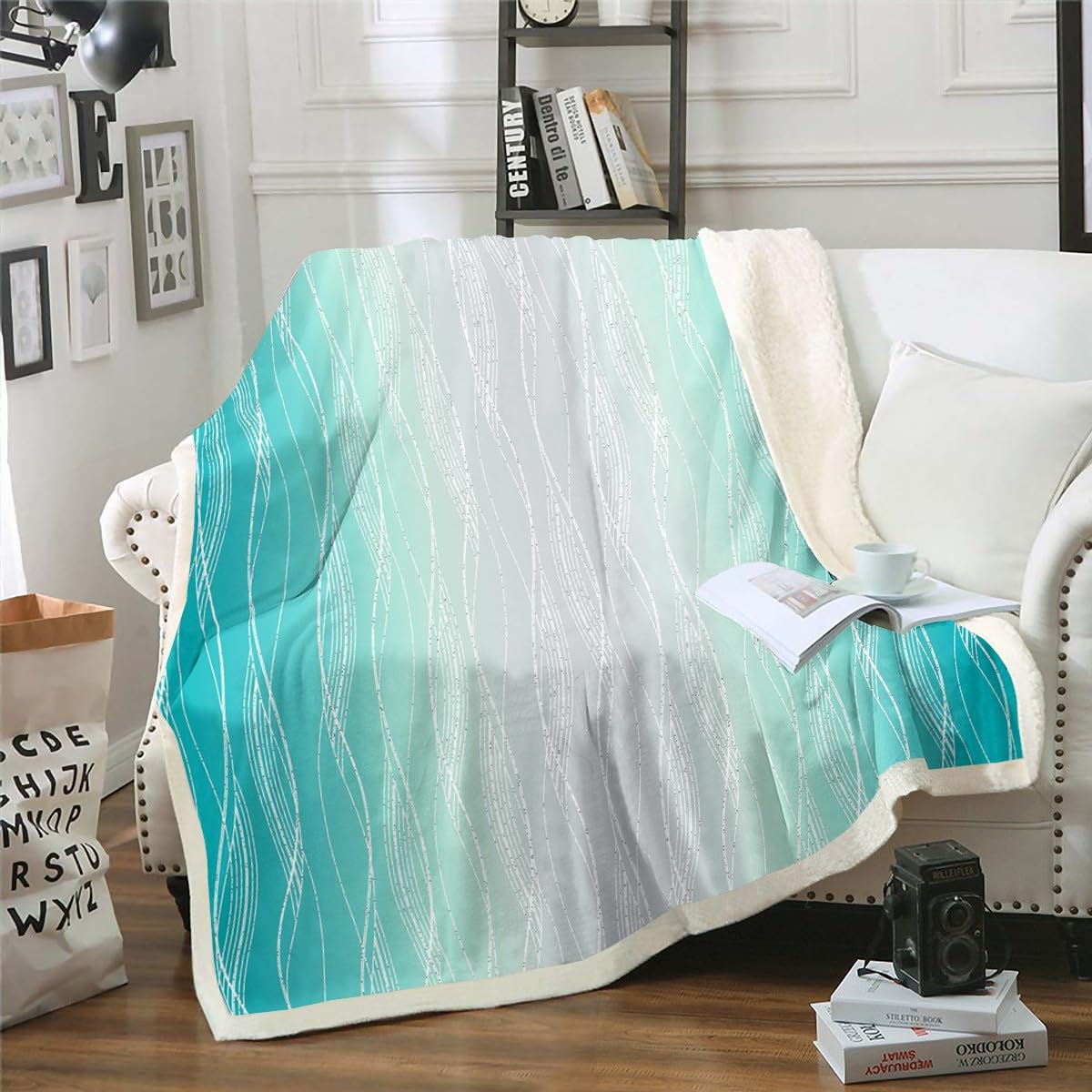 Erosebridal Boys Blue Red Throw Blanket 40"X50" Abstract Ombre Kids Fleece Bed Blanket Geometric Striped Sherpa Blanket Silver White Wavy Line Warm Fuzzy Blanket Soft Lightweight Bedroom Decor BST326H