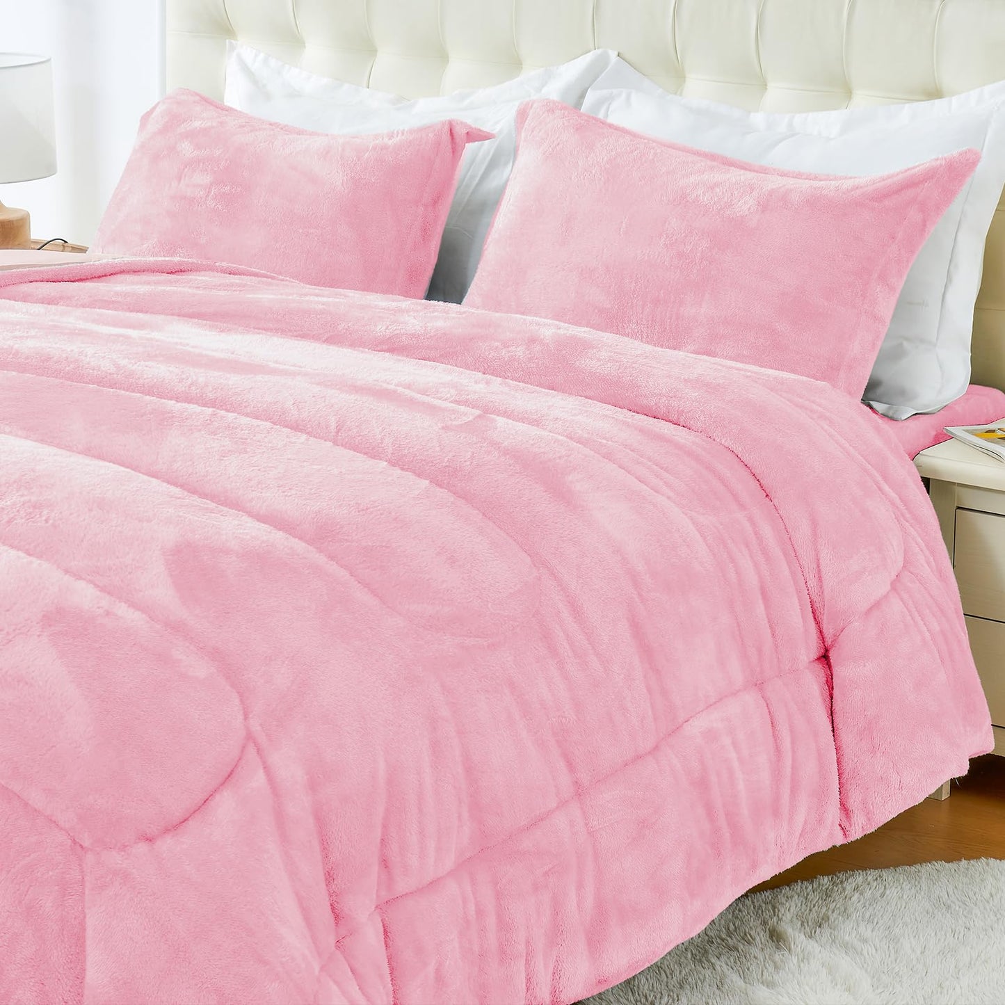 YIYEA Fluffy Queen Size Comforter Set, Luxury Faux Fur Comforter, Ultra Soft Plush Fuzzy Velvet Bedding Comforter Sets for Fall Winter, Cozy Warmth, No Shedding, 3PC, Queen, Light Grey BST326H