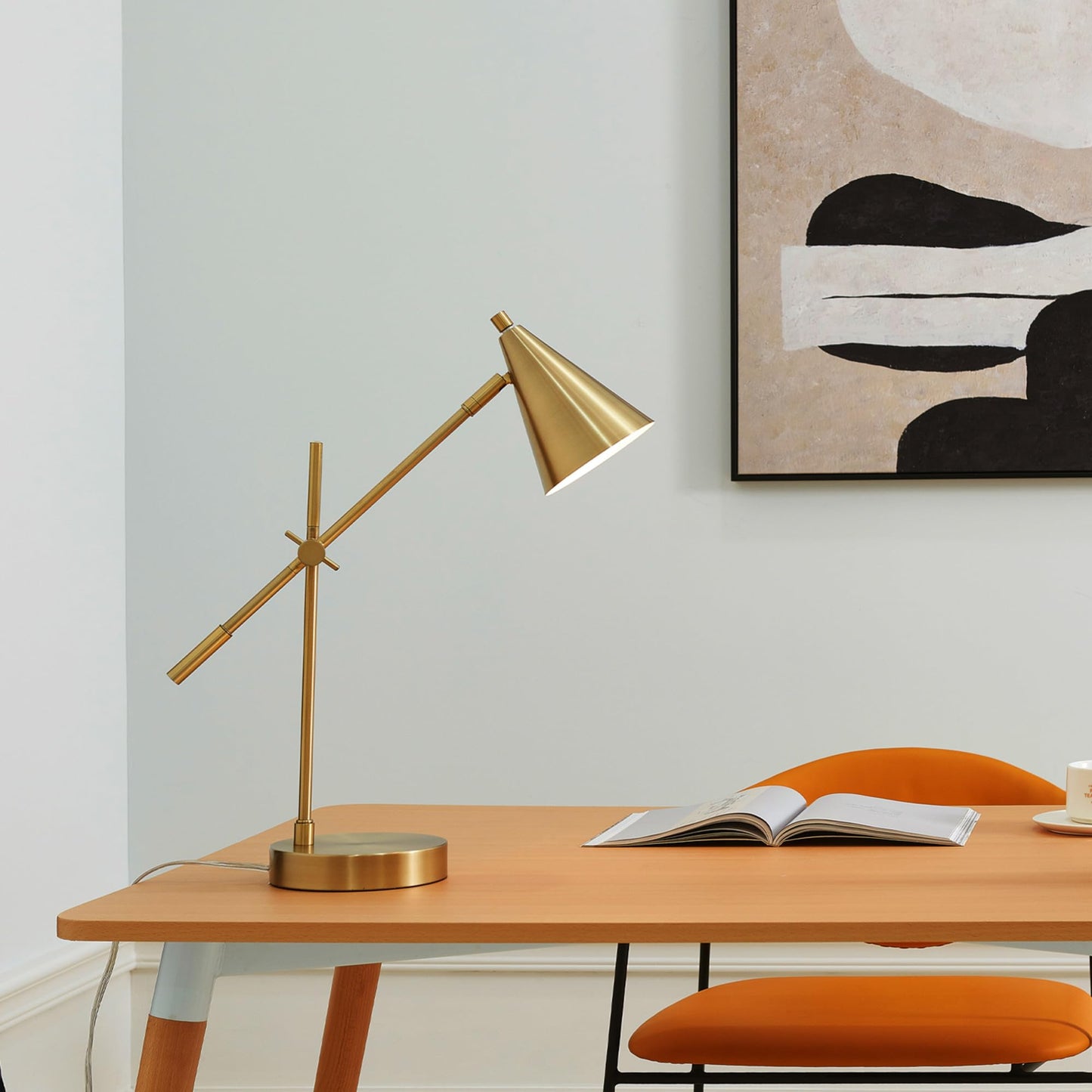 Globe Electric x Novogratz 52887 18" Desk Lamp, Matte Brass Finish, Adjustable Height N25