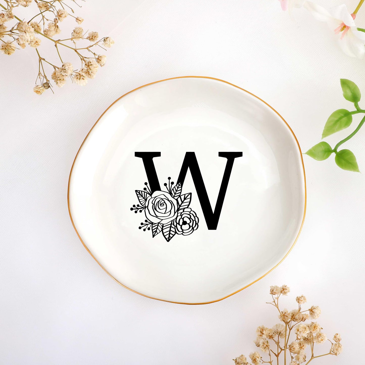 JoycuFF Initial B Ceramic Jewelry Tray, Bridesmaid Bride Gifts, Mothers Day Christmas Anniversary Engagement Birthday Gifts for Women Couples, Trinket Dish for Rings Earrings Necklaces Bracelets Keys BST202