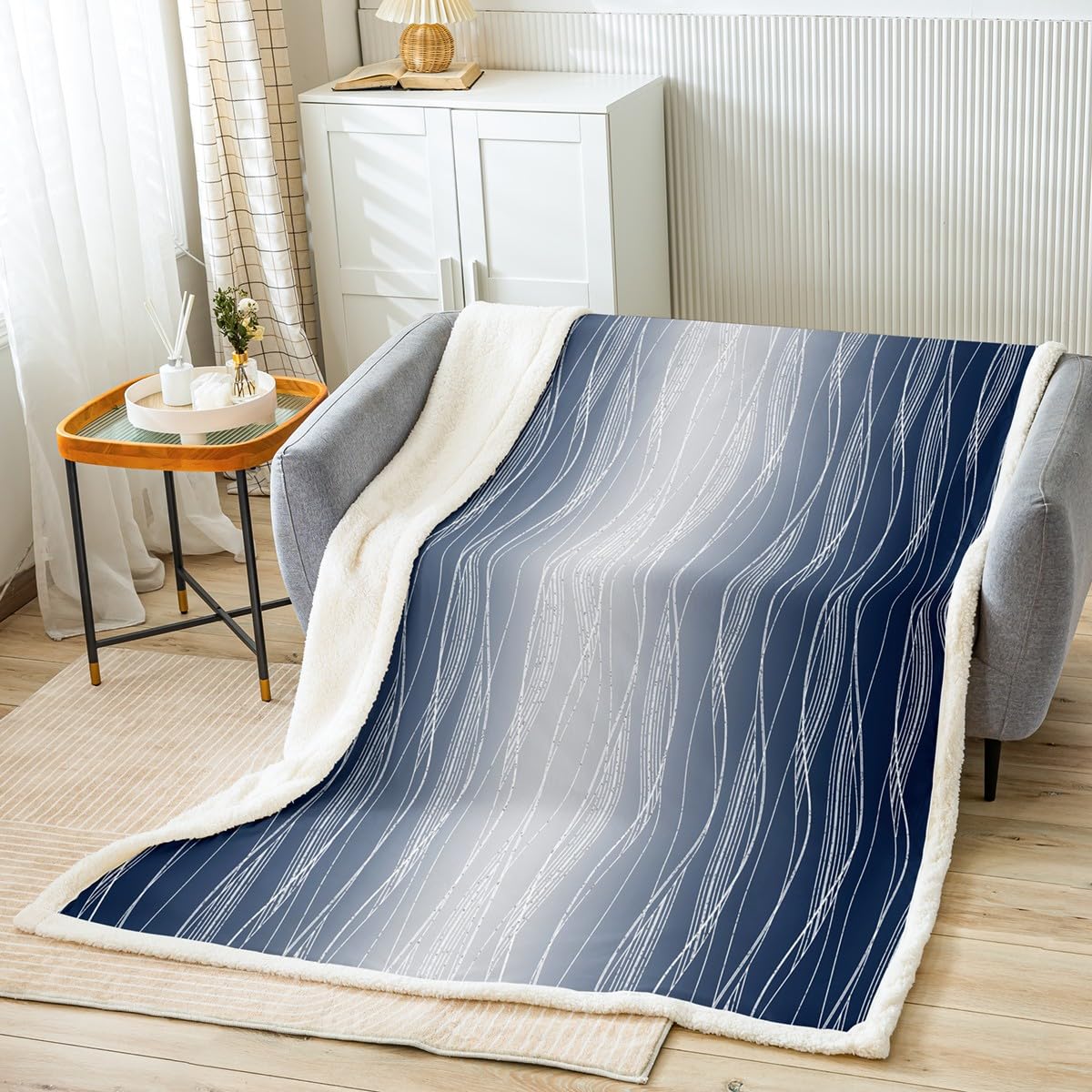 Erosebridal Boys Blue Red Throw Blanket 40"X50" Abstract Ombre Kids Fleece Bed Blanket Geometric Striped Sherpa Blanket Silver White Wavy Line Warm Fuzzy Blanket Soft Lightweight Bedroom Decor BST326H
