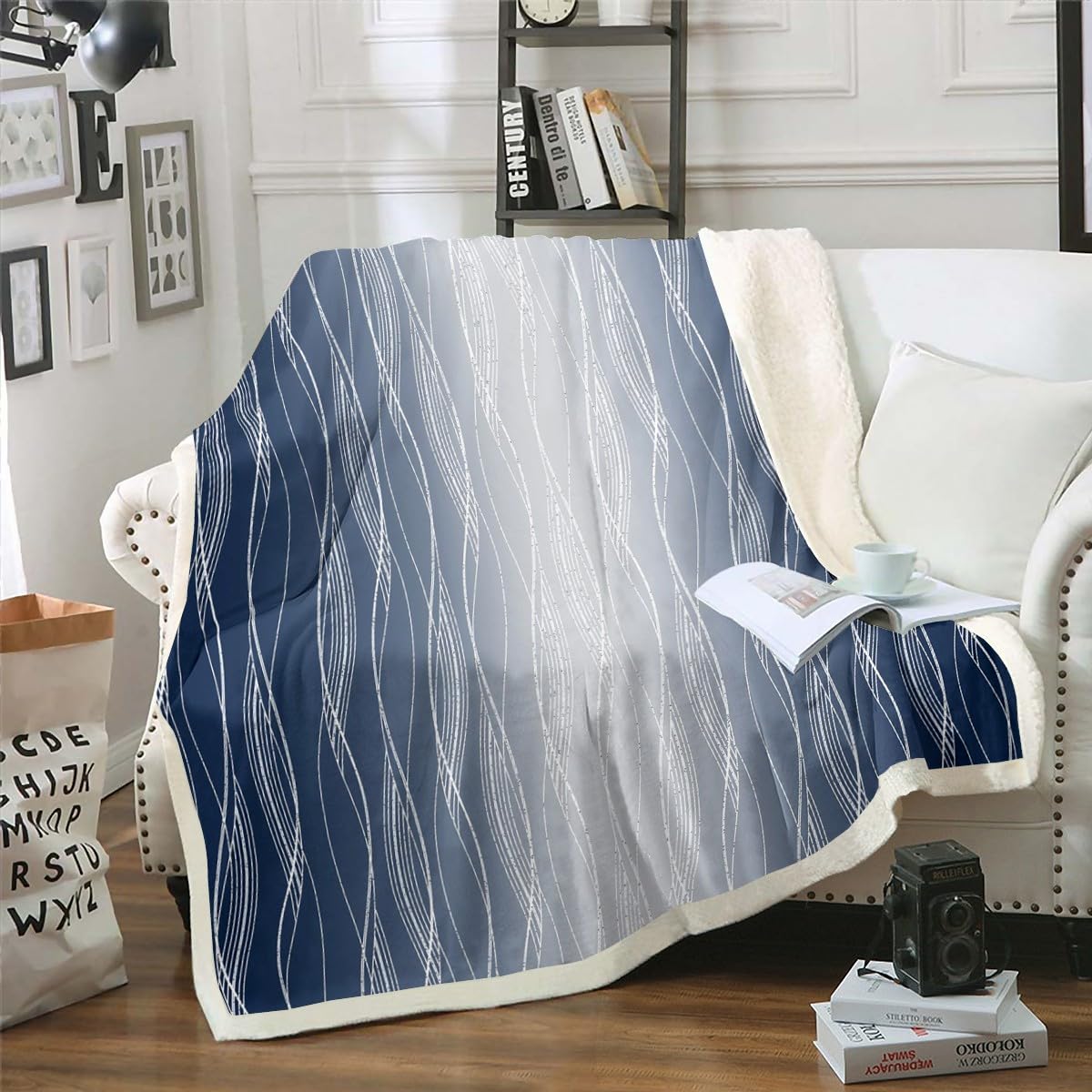 Erosebridal Boys Blue Red Throw Blanket 40"X50" Abstract Ombre Kids Fleece Bed Blanket Geometric Striped Sherpa Blanket Silver White Wavy Line Warm Fuzzy Blanket Soft Lightweight Bedroom Decor BST326H