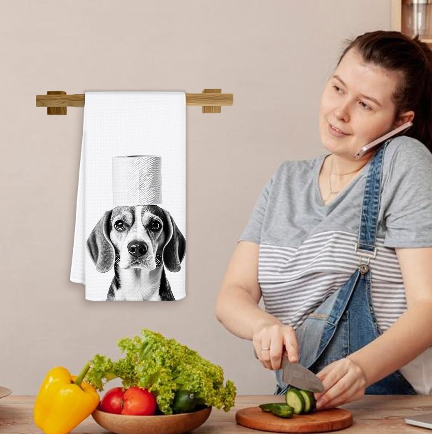 Funny Beagle Dog Hand Towels for Bathroom Washroom, Dog Bathroom Decor, Beagle Gifts for Women Men Dogs Lovers, Funny Puppy Bathrooms Hand Towels, 16x24 Inch BST326L