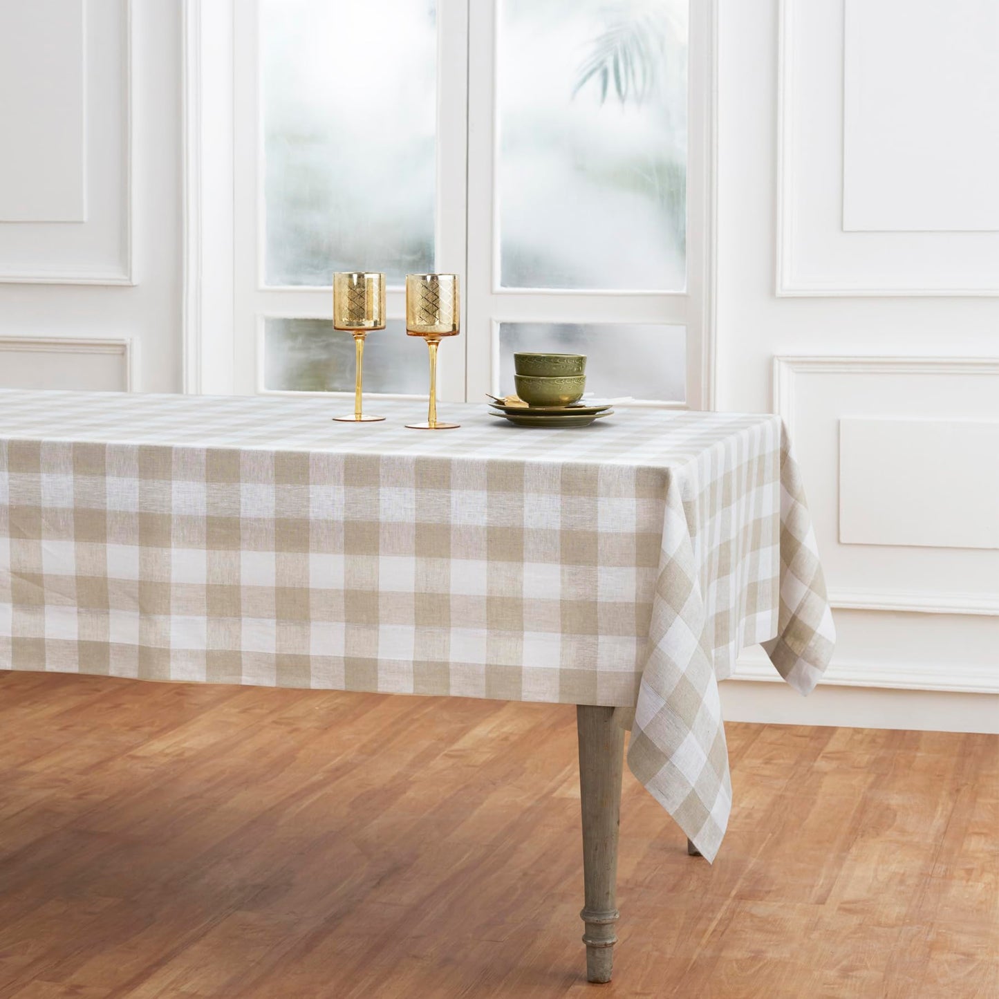 Solino Home 100% Pure Linen Rectangular Tablecloth Pink Check, 60 x 120 in | Buffalo Check Linen Table Cloth for dining and entertaining | buffalo checkered weave | Marshmellow Pink | OEKO-TEX Certified BST326SOLH