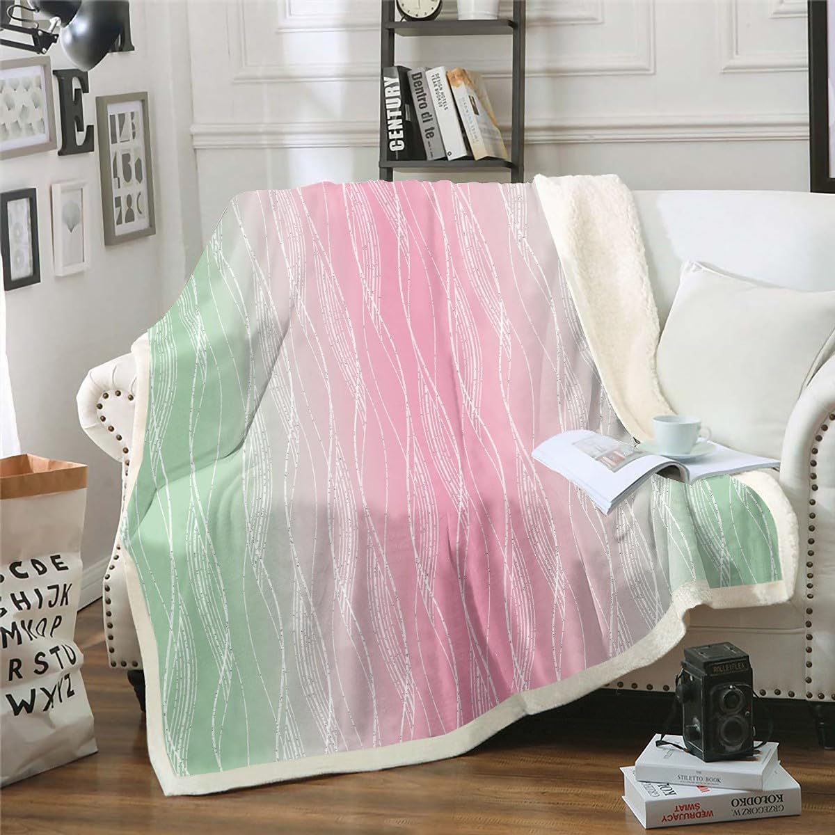 Erosebridal Boys Blue Red Throw Blanket 40"X50" Abstract Ombre Kids Fleece Bed Blanket Geometric Striped Sherpa Blanket Silver White Wavy Line Warm Fuzzy Blanket Soft Lightweight Bedroom Decor BST326H