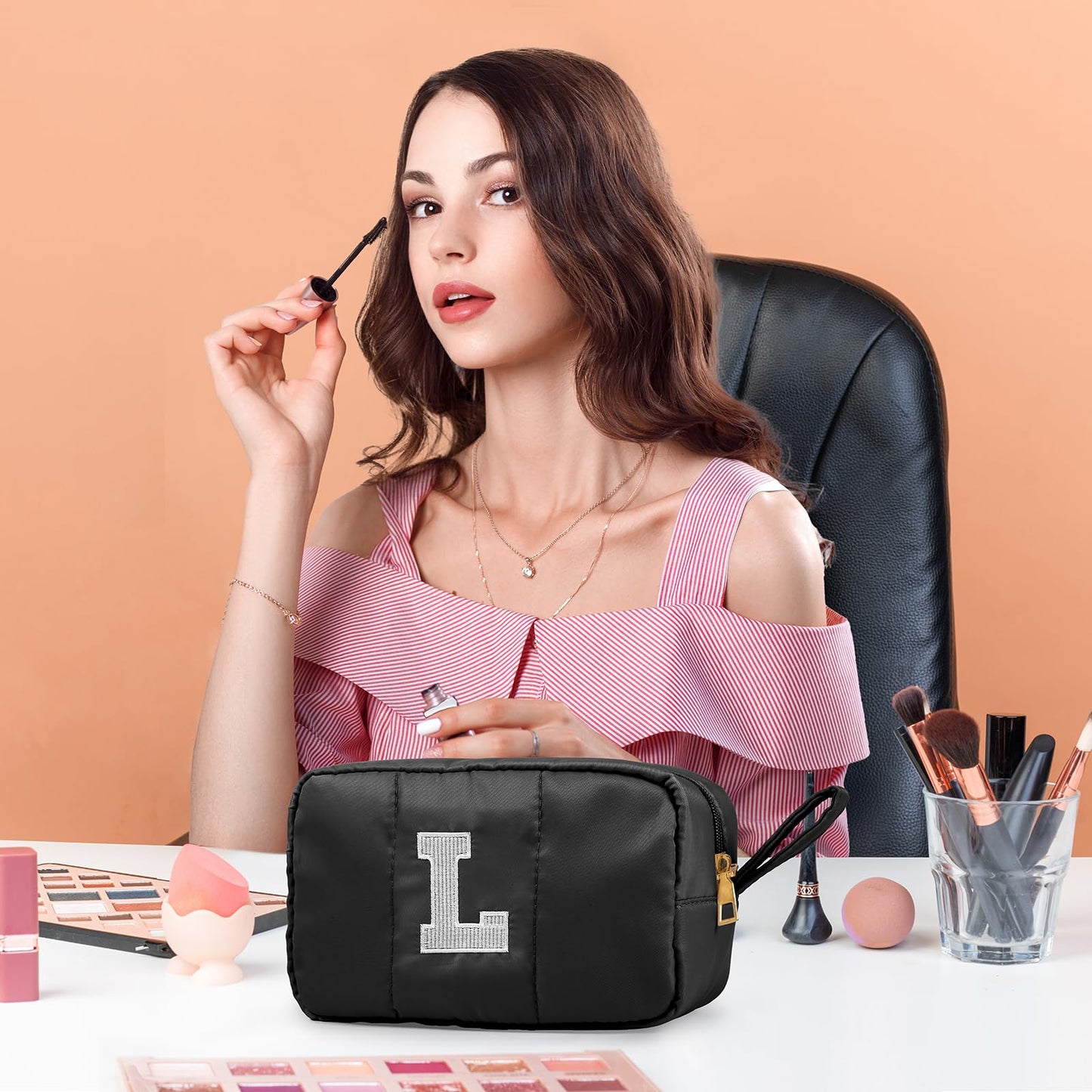 Puffy Makeup Bag for Women,Initial Cosmetic Bag,Cute Travel Toiletry Bag,Puffer Make Up Organizer Bags with Compartments,Personalized Gifts for Girlfriend Bridesmaid Teacher Graduation (Khaki gray, E) BST202