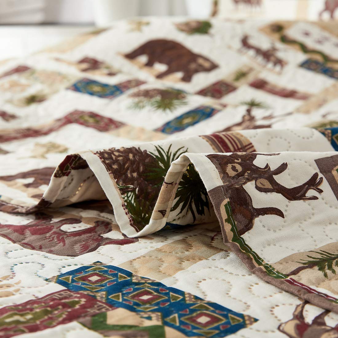 Rustic Moose Quilt Set King Size Lodge Quilt Lightweight Summer Cabin Bedspread Country Bedding Forest Bear Fish Pine Coverlet Daybed Cover Blanket Woodland Home Decor-Brown White BST220