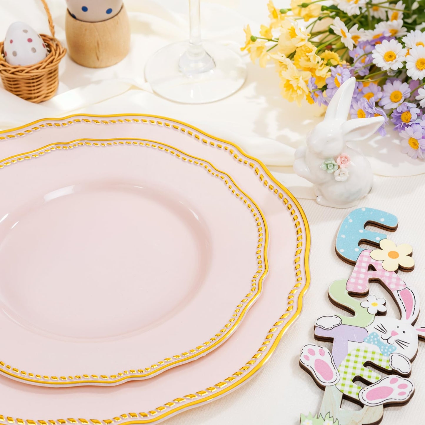Hioasis 60pcs Pink Plastic Plates - Pink and Gold Disposable Dinnerware with Gold Rim N26