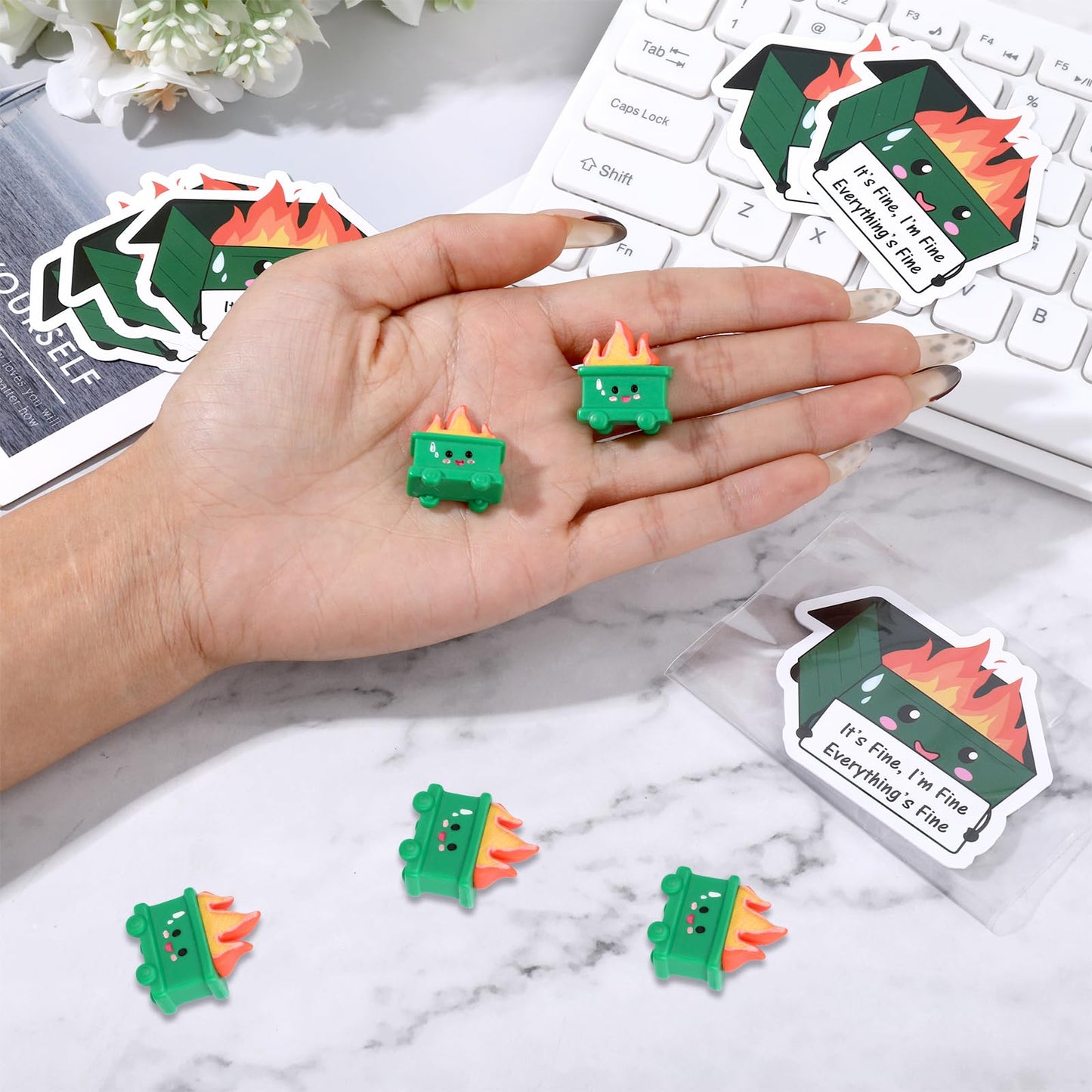 30 Set Dumpster Mini Dumpster Desk Accessories Ornament Employee Appreciation Gifts Resin Trash Shape Funny Office Gifts Fire Desk Decor for Support Graduation Teacher BST220