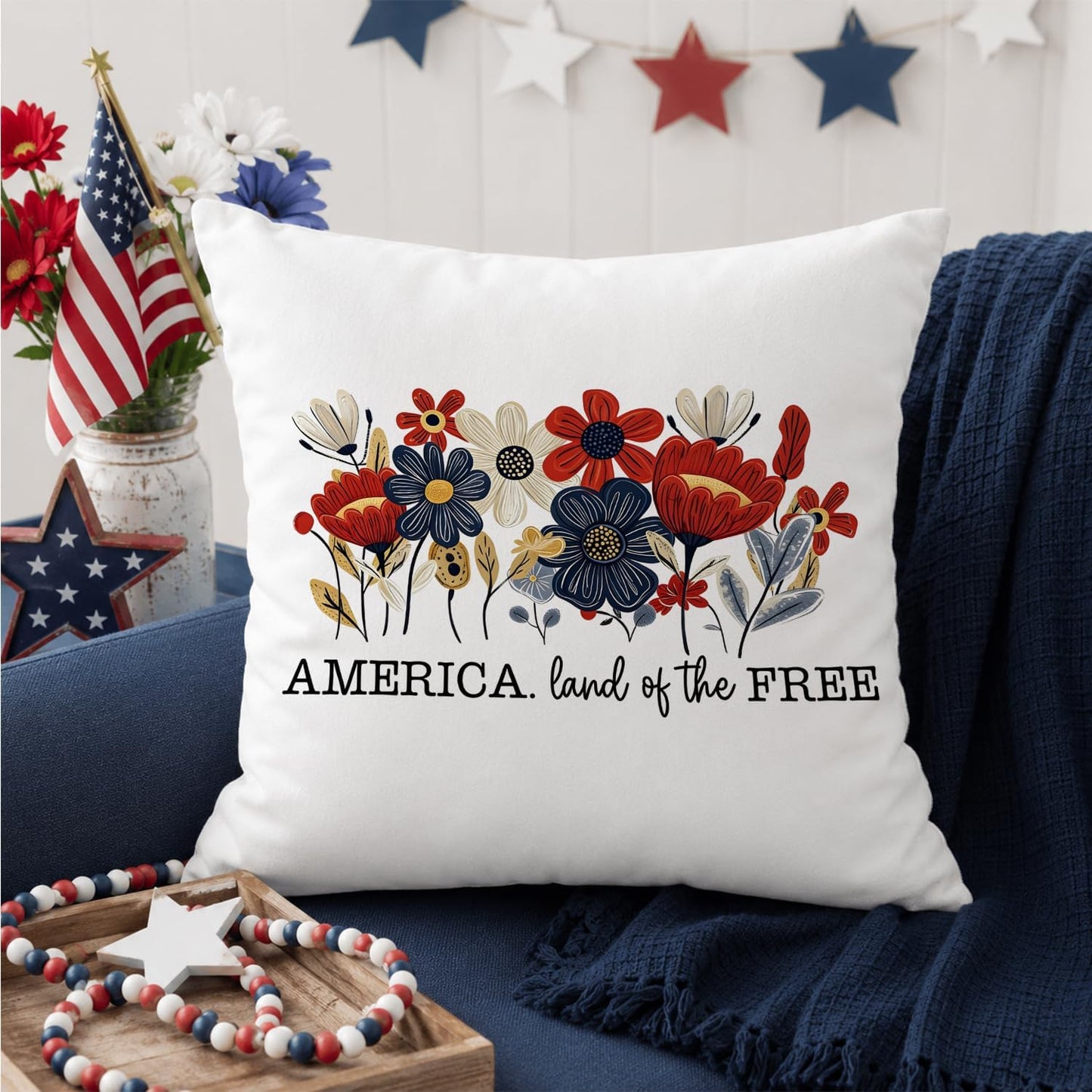 Patriotic Pillow Covers 18x18, 4th of July Throw Pillow Covers, America Land of the Free Floral Decor, Red White Blue Wildflower Pillow Case, Independence Day Gifts for Women Sofa Decor BST326L