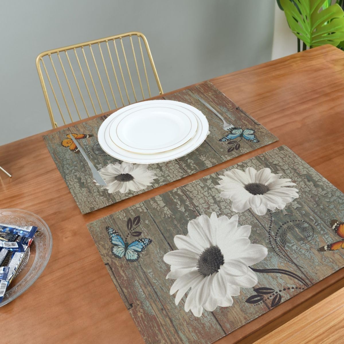 Sunflower Daisy Flower Placemats Set of 4, 12x18 Inch Reusable Table Mat for Kitchen Indoor & Outdoor Party Dining Decoration BST202