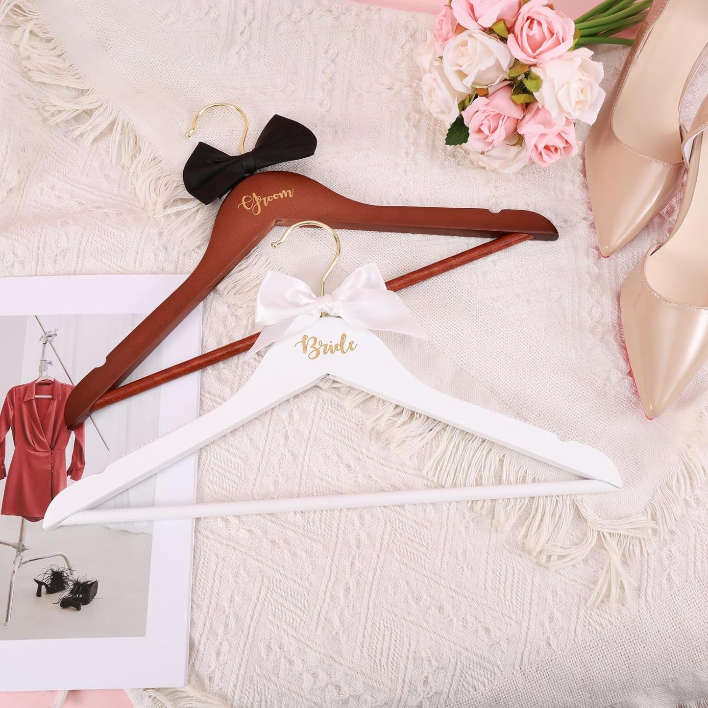 2pcs Bride and Groom Wedding Hangers, Wooden Elegant Bridal Dress Hanger with Bow & Bow Tie Wedding Dress Accessory for Bridal Party & Shower Supplies BST326H