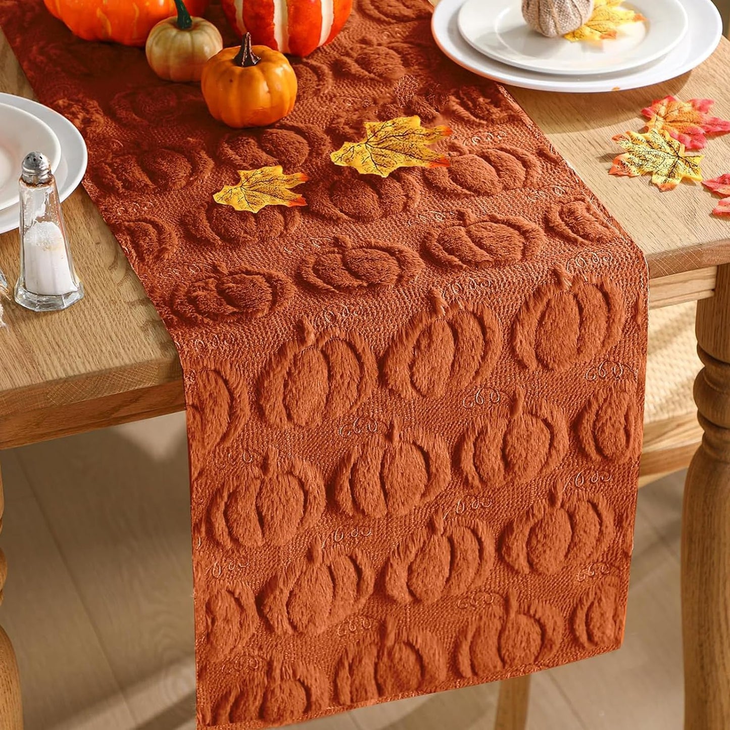 Halloween Pumpkin Table Runner Quilted Plush 3D Table Runners Fall Autumn Ivory Halloween Runners for Tables Kitchen Dining Decorations Party Supplies 13x37 Inch WN420